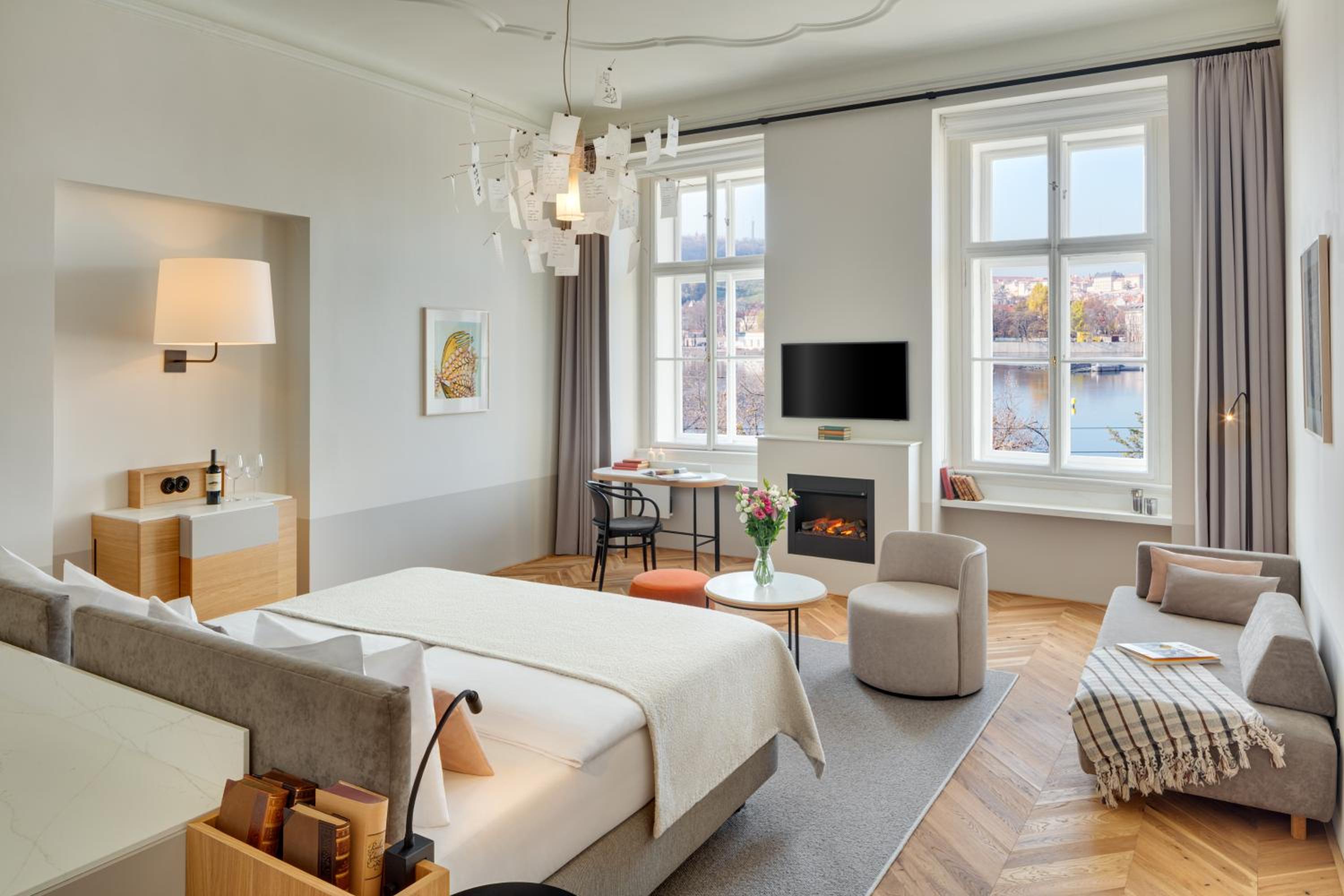Royal Suite with Castle View