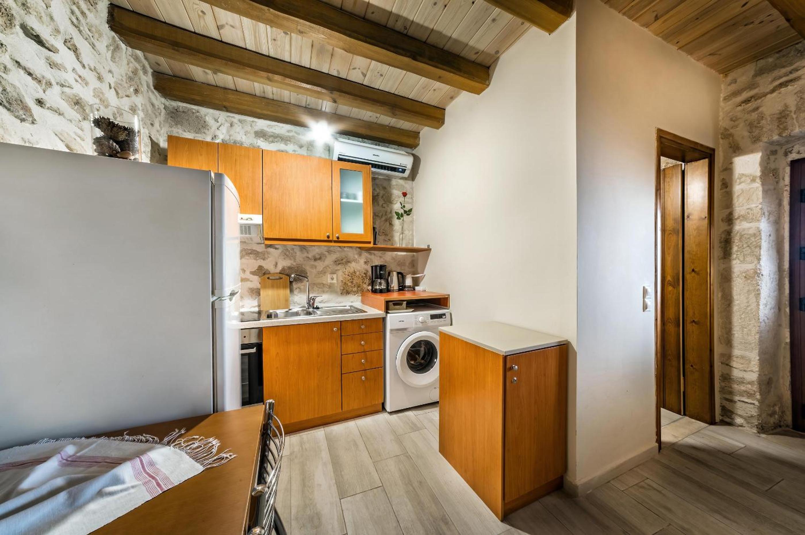 Apartment - Ground Floor photo 2