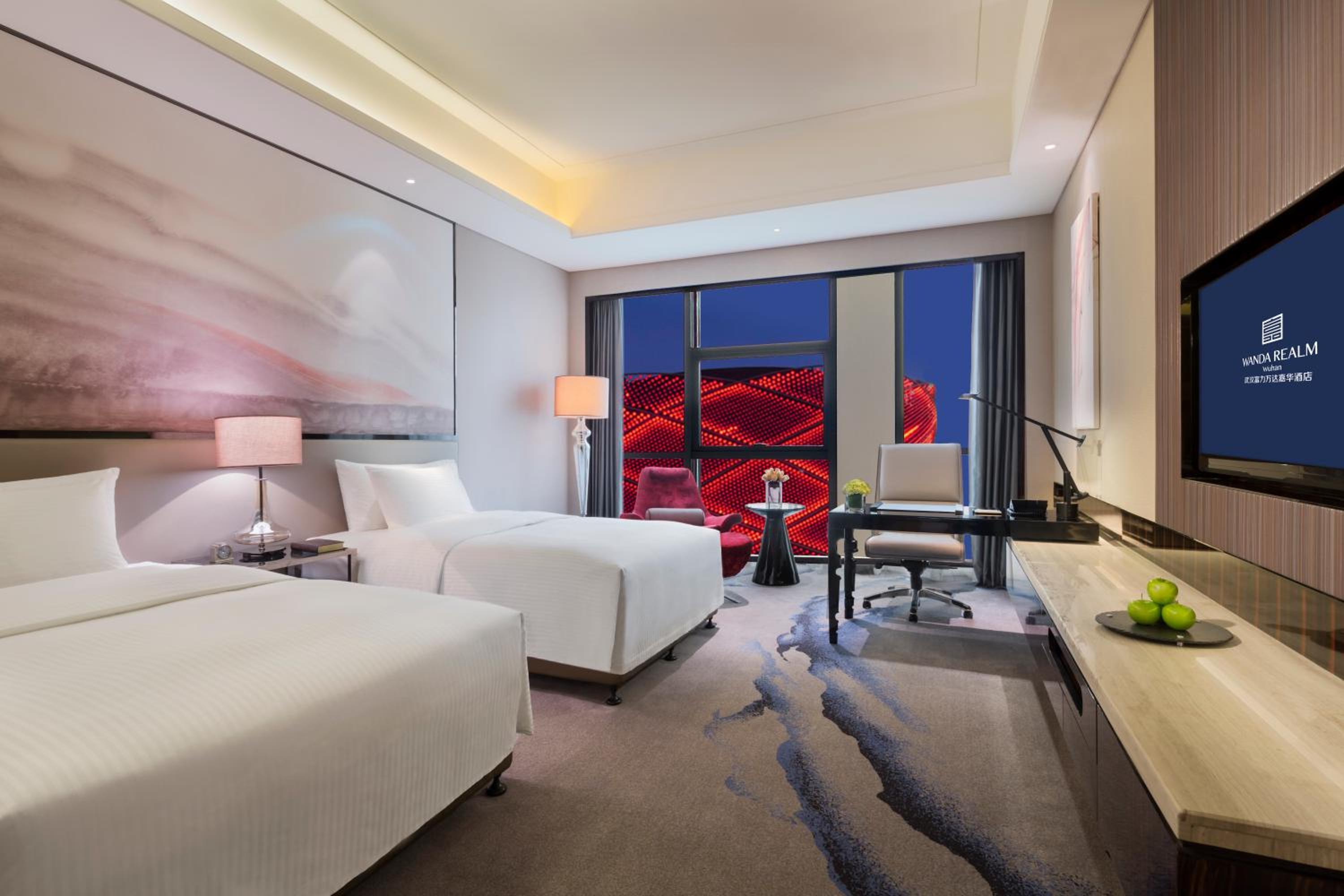 Deluxe Twin Room photo 2