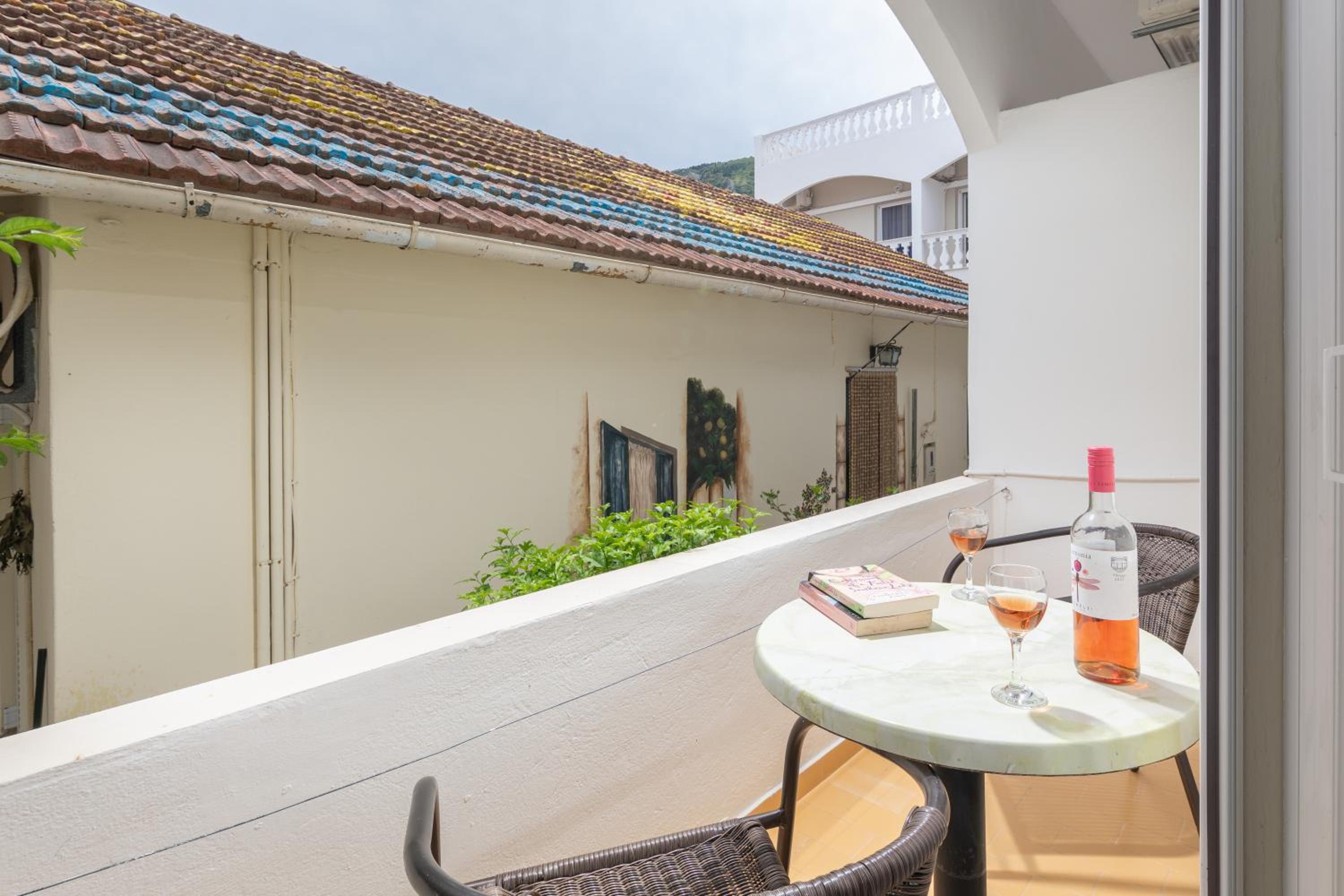 Classic Twin/Double with balcony - Photo 20