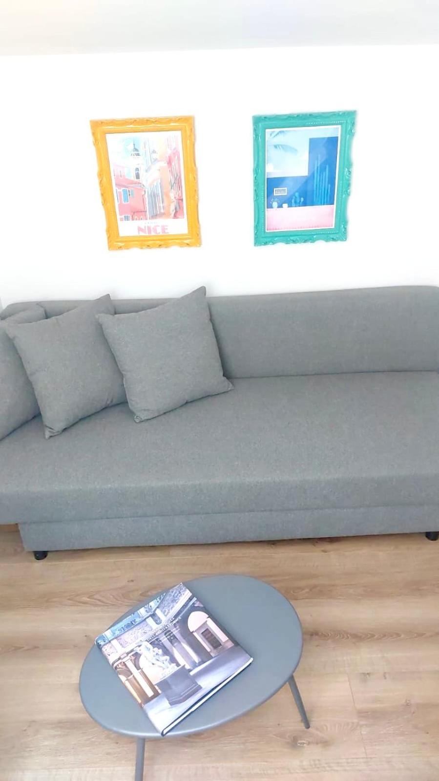 Apartment With Balcony photo 2