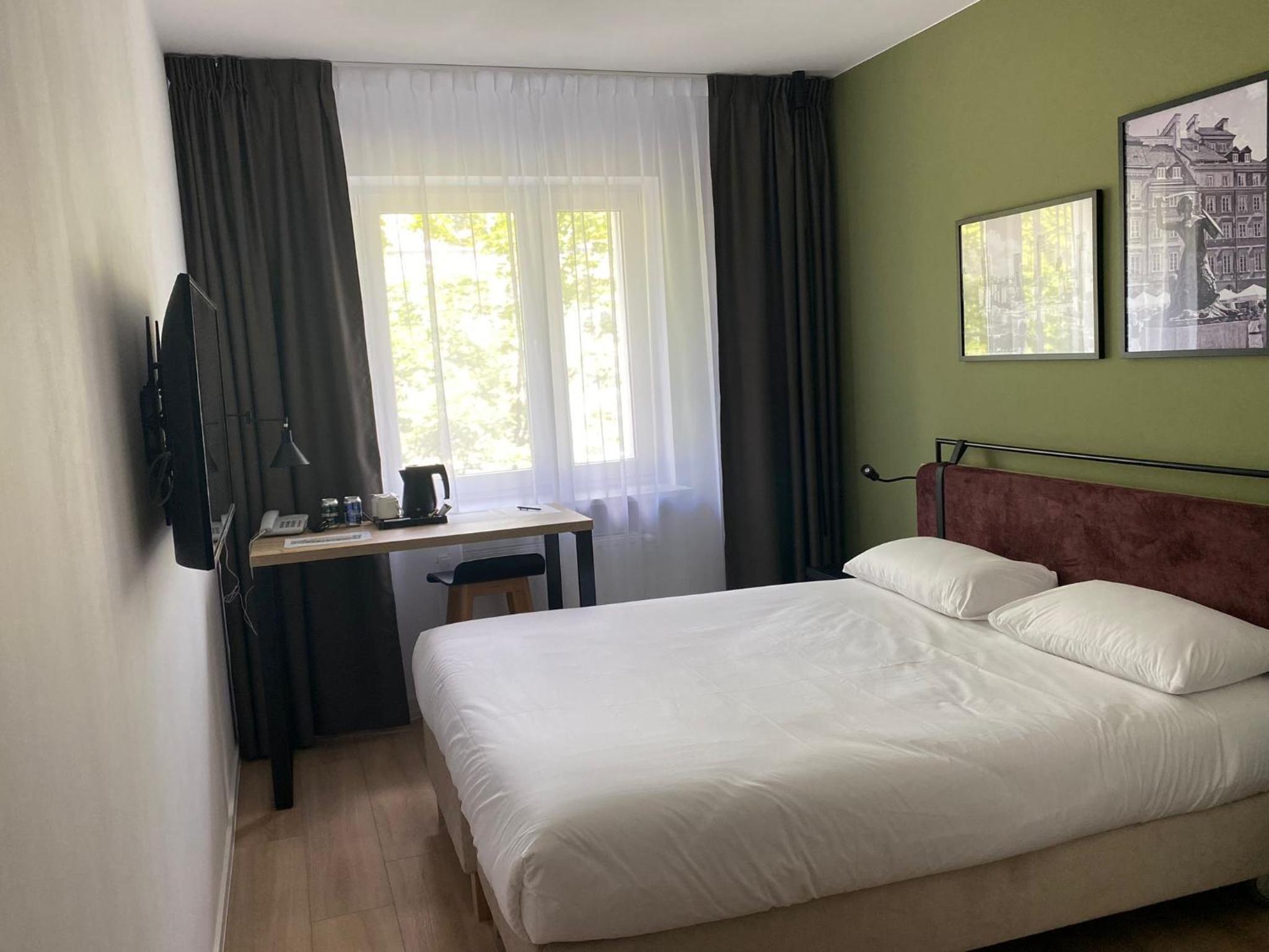 Standard Single Room - Photo 7