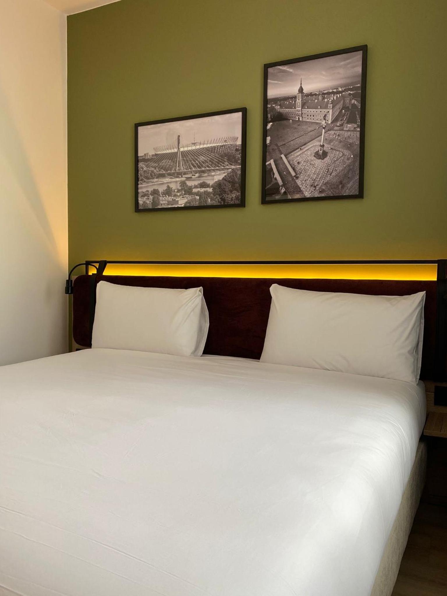 Standard Single Room - Photo 10