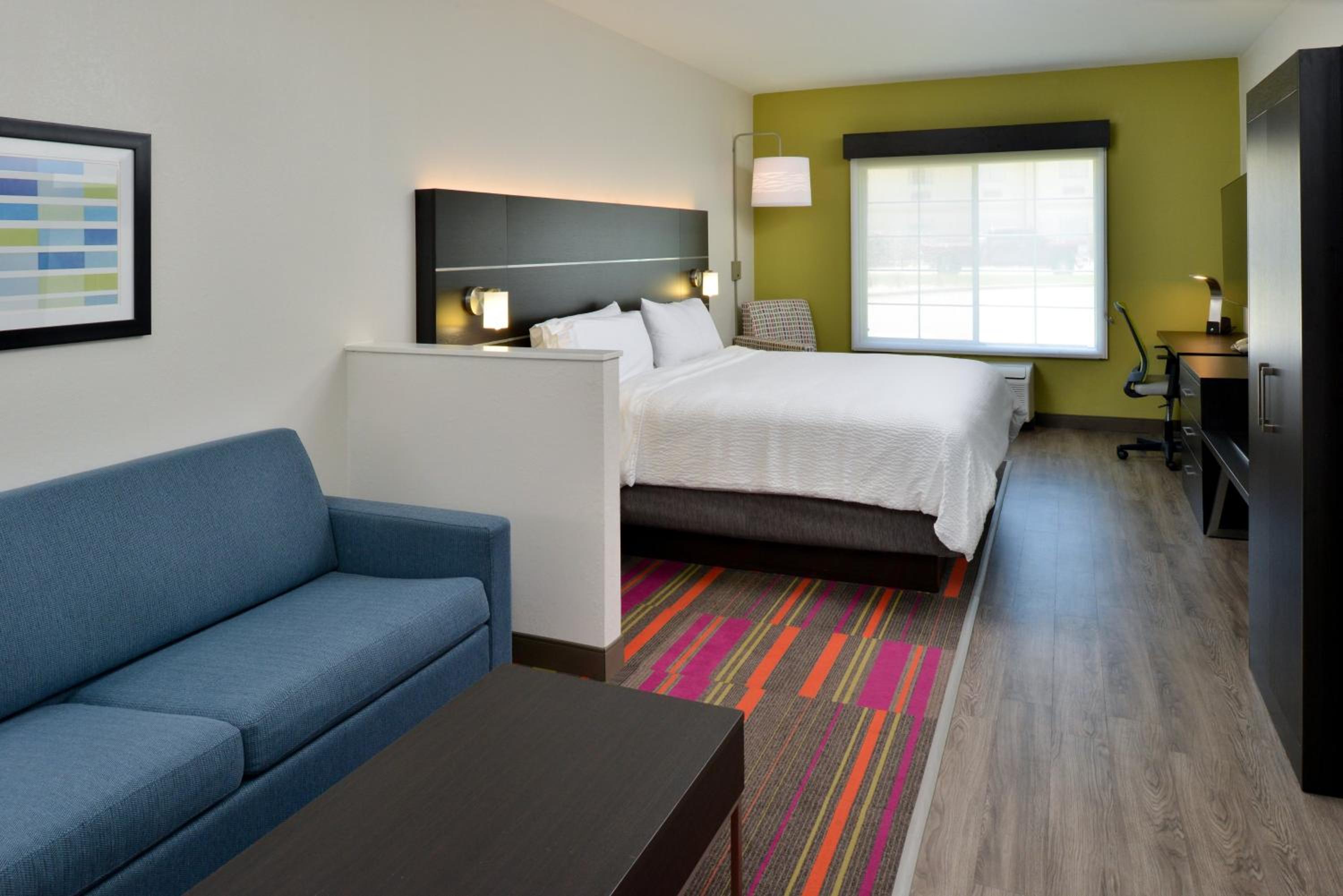 King Suite - Photo 1