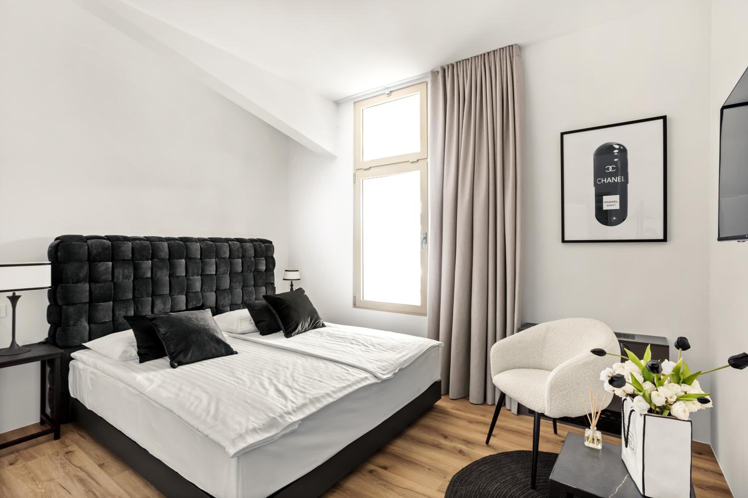Double Room photo 3