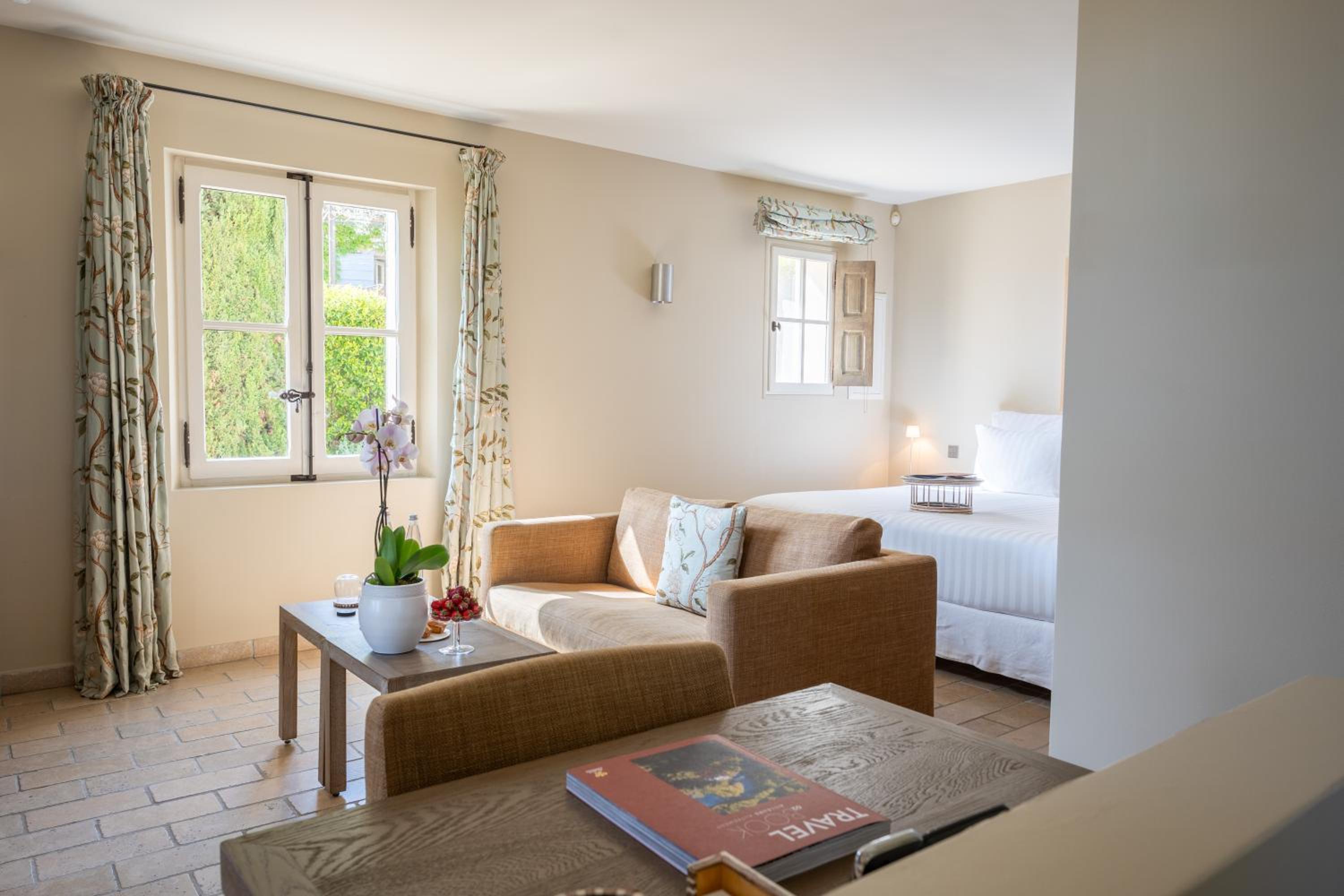 Charm Double Room - Photo 2