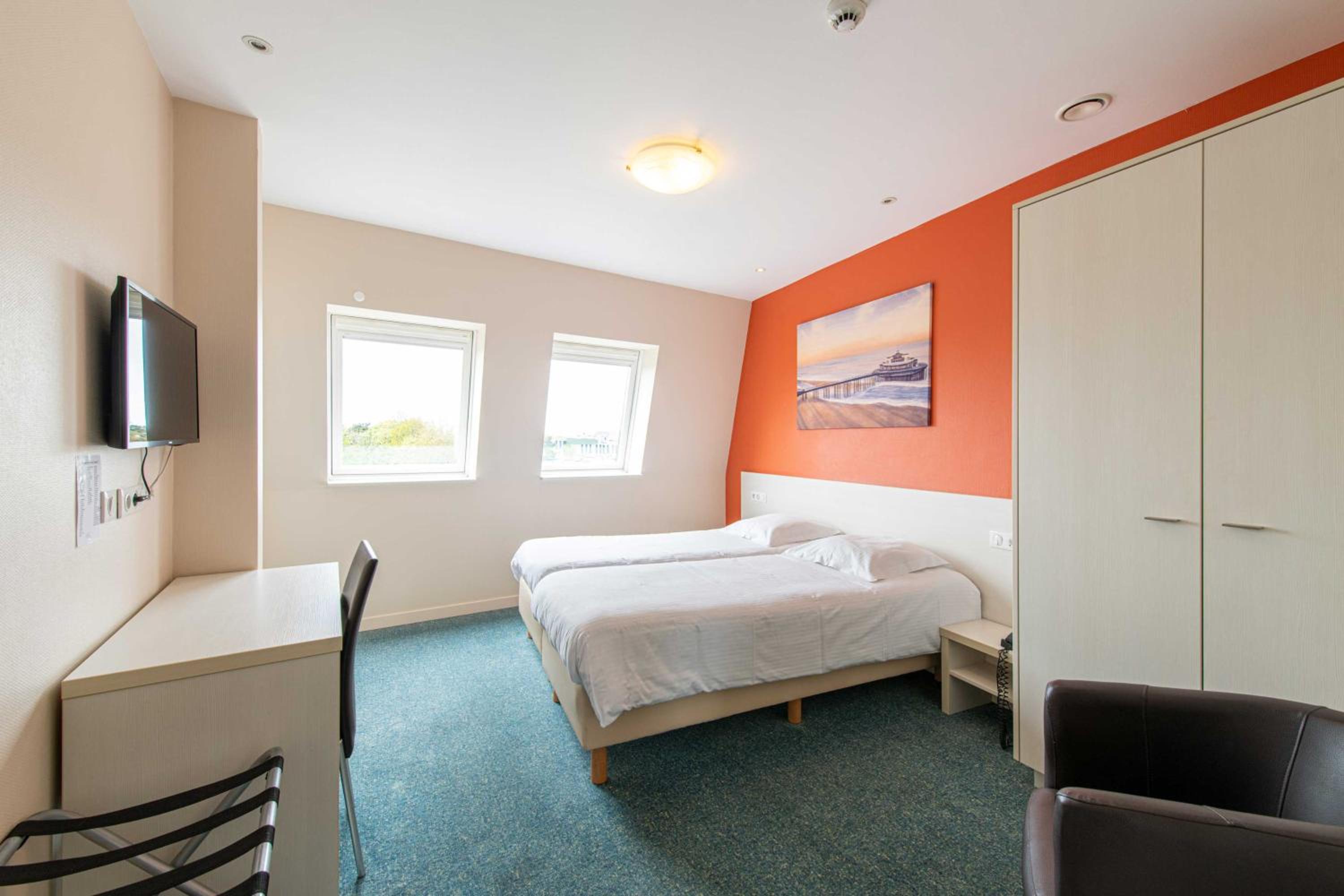 Double Room - Photo 3