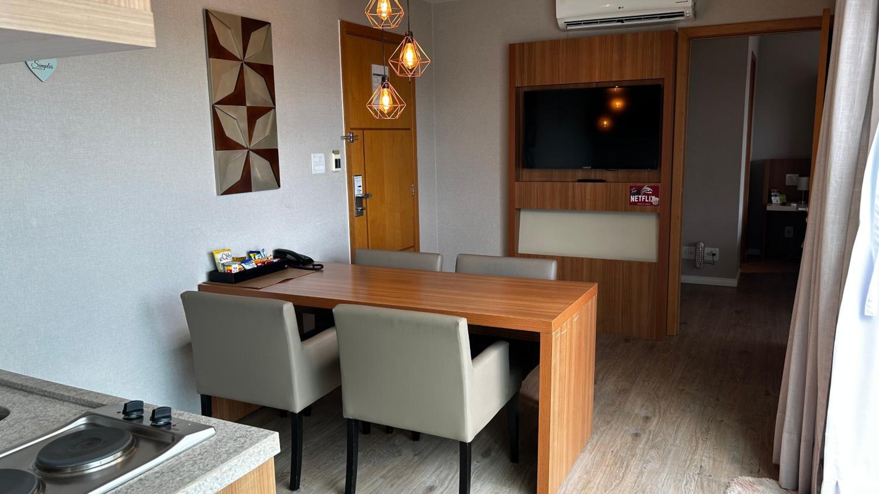 King Suite with Spa Bath photo 2