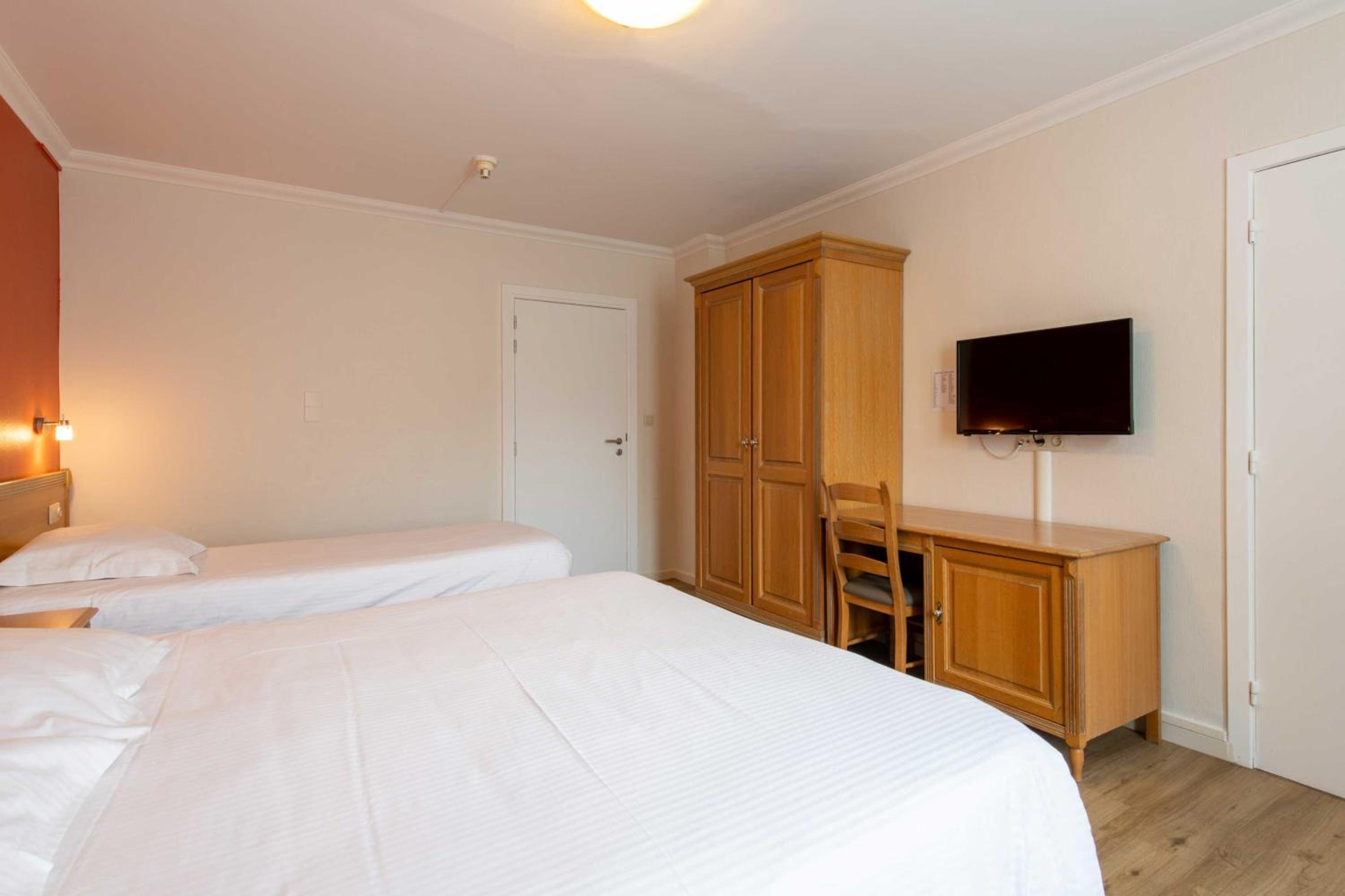 Triple Room - Photo 5