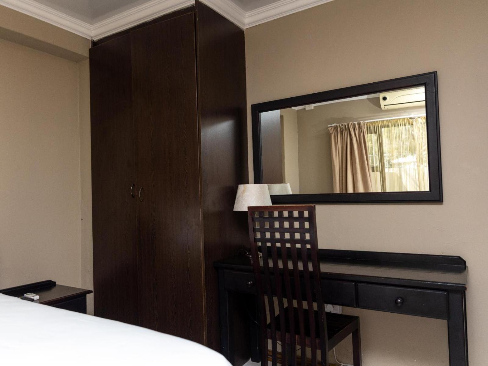 Classic Double Room - Photo 5