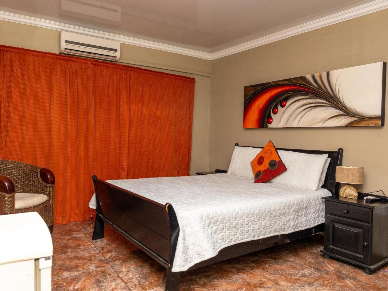 Standard Queen Room photo 1