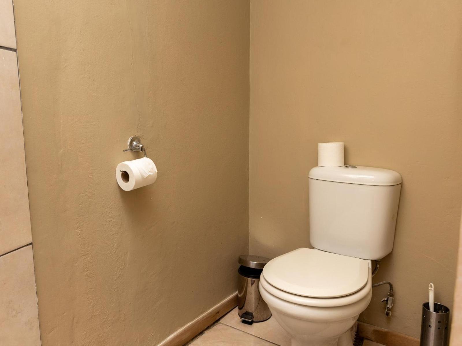 Standard Queen Room photo 3