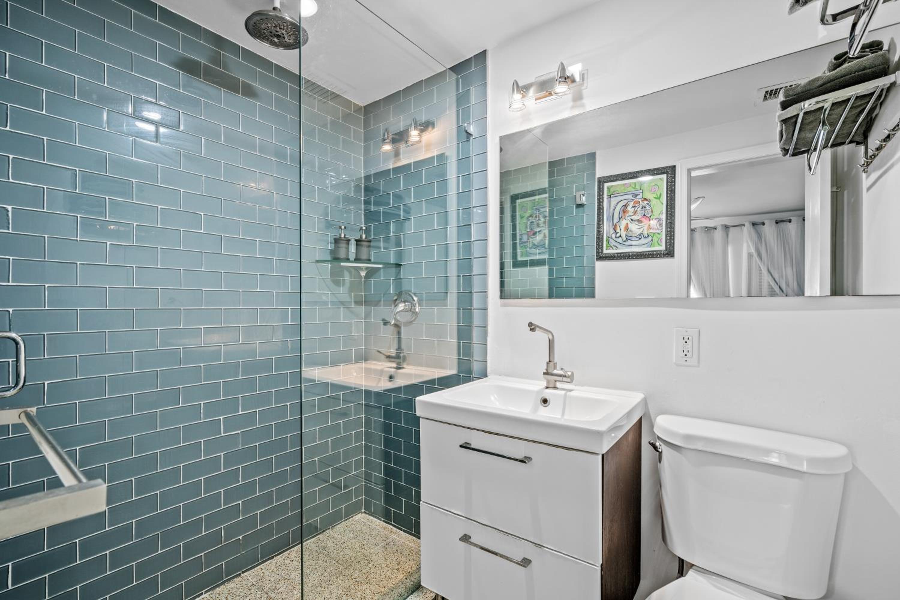 Double Room with Private Bathroom