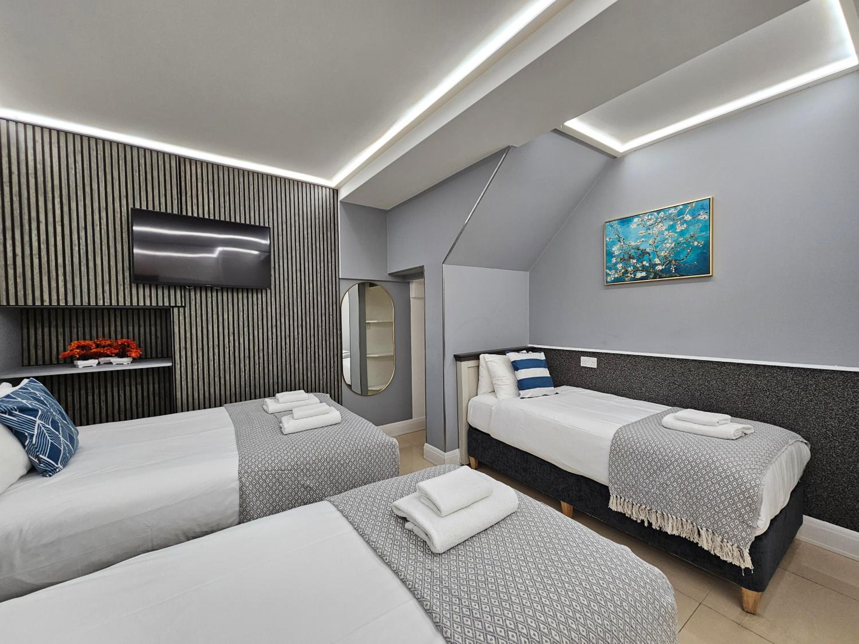 Quadruple Room photo 2