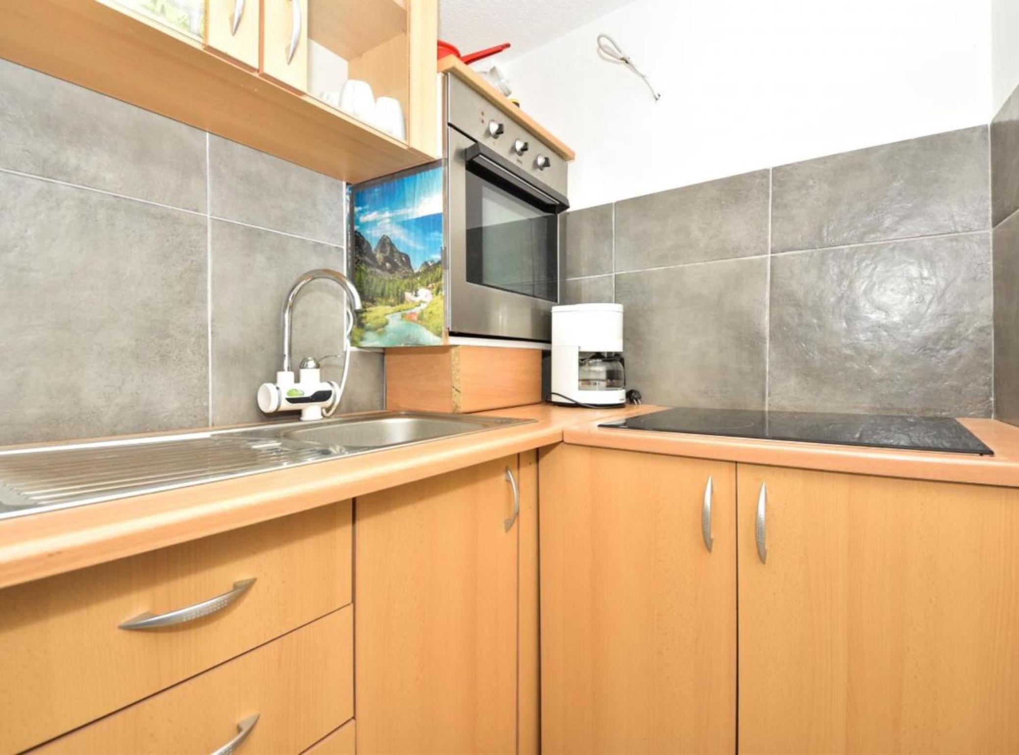 One Bedroom Apartment with Sea View photo 2
