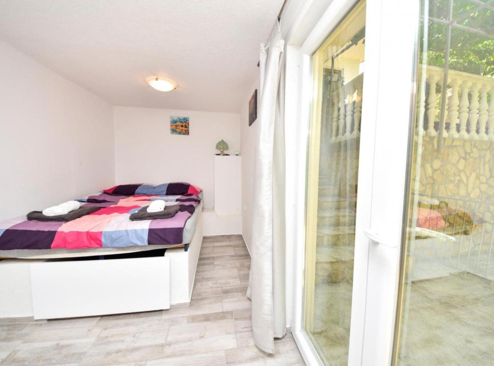 One Bedroom Apartment with Sea View photo 1