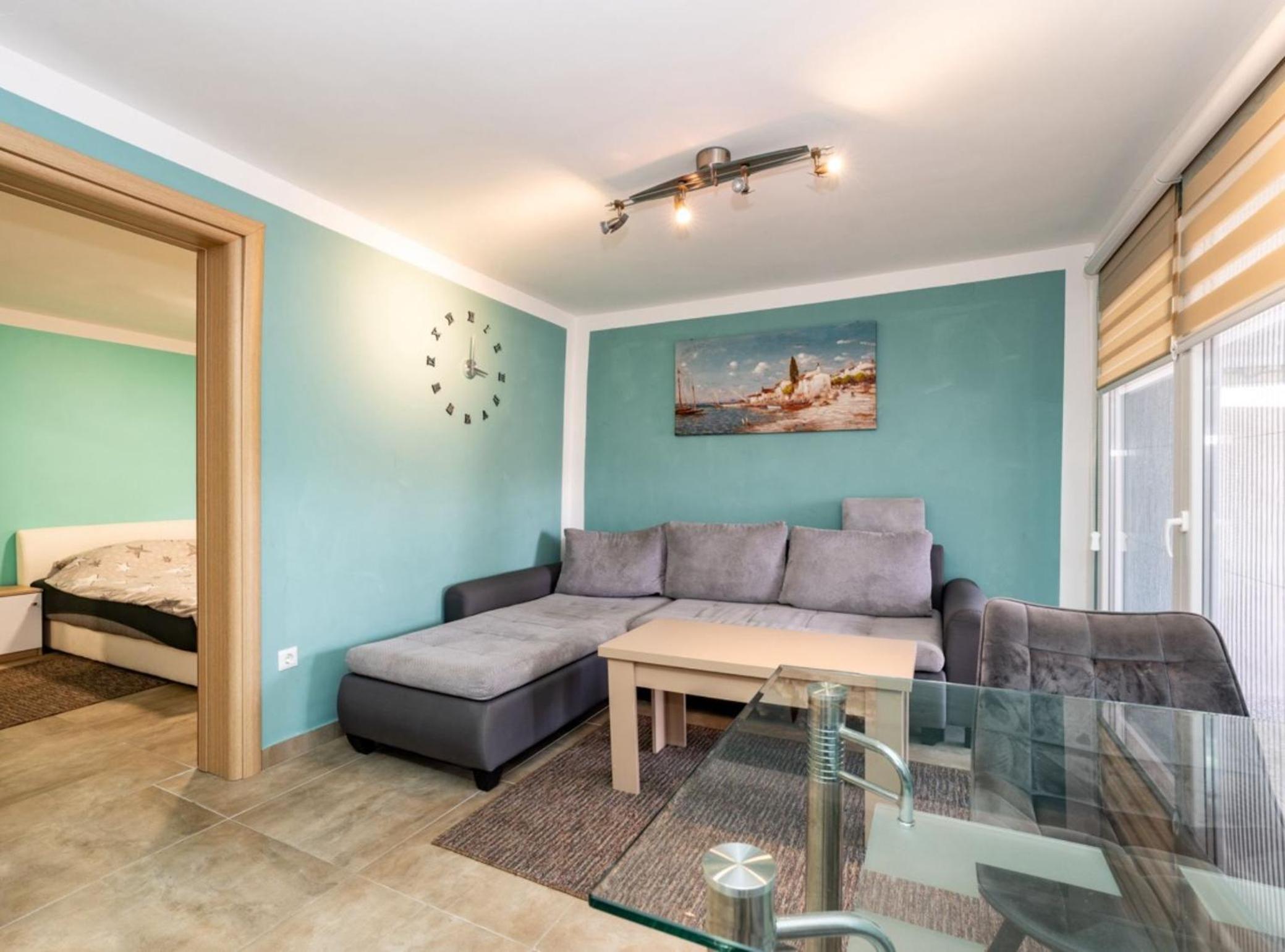 One Bedroom Apartment with Terrace photo 1