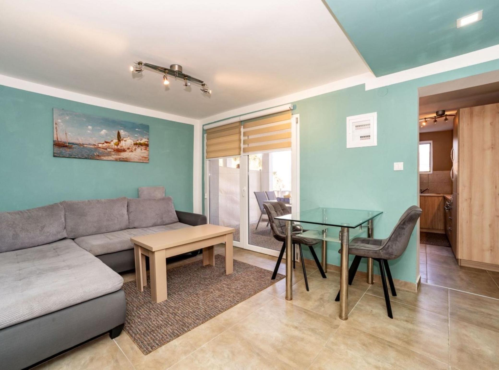 One Bedroom Apartment with Terrace photo 3