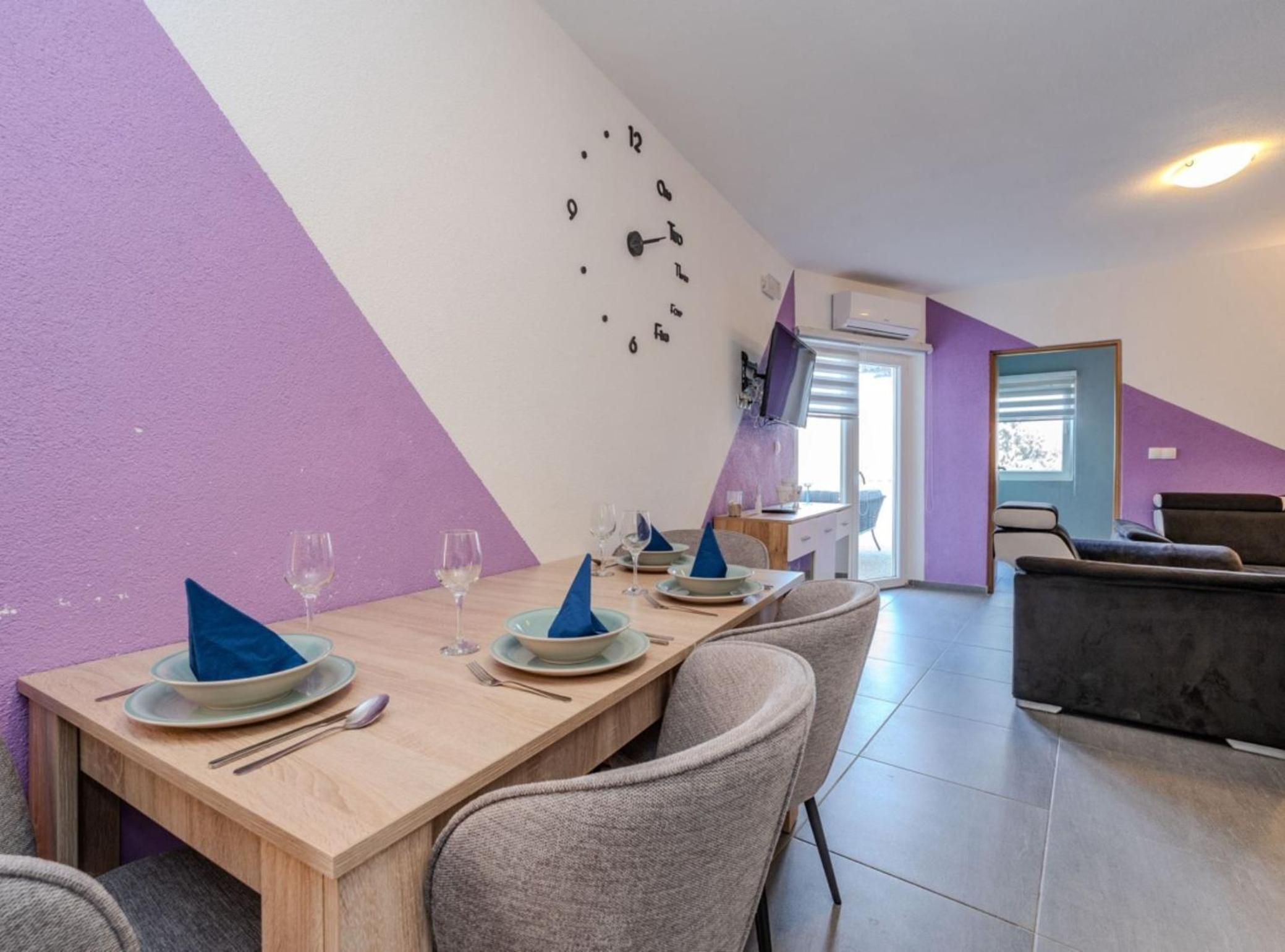 One Bedroom photo 2