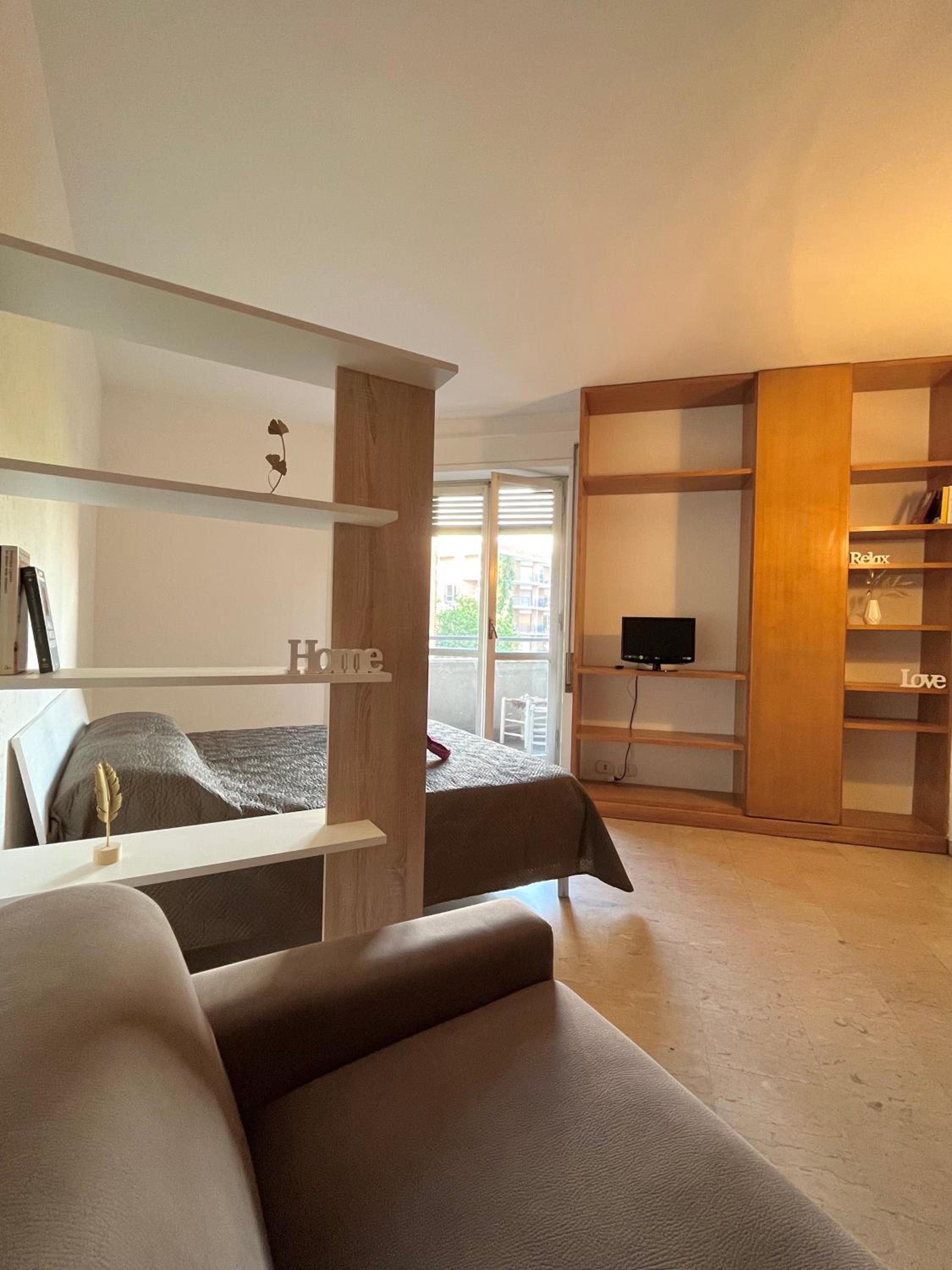 One-Bedroom Apartment