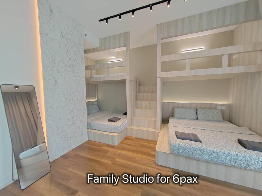 Family Studio - Photo 5