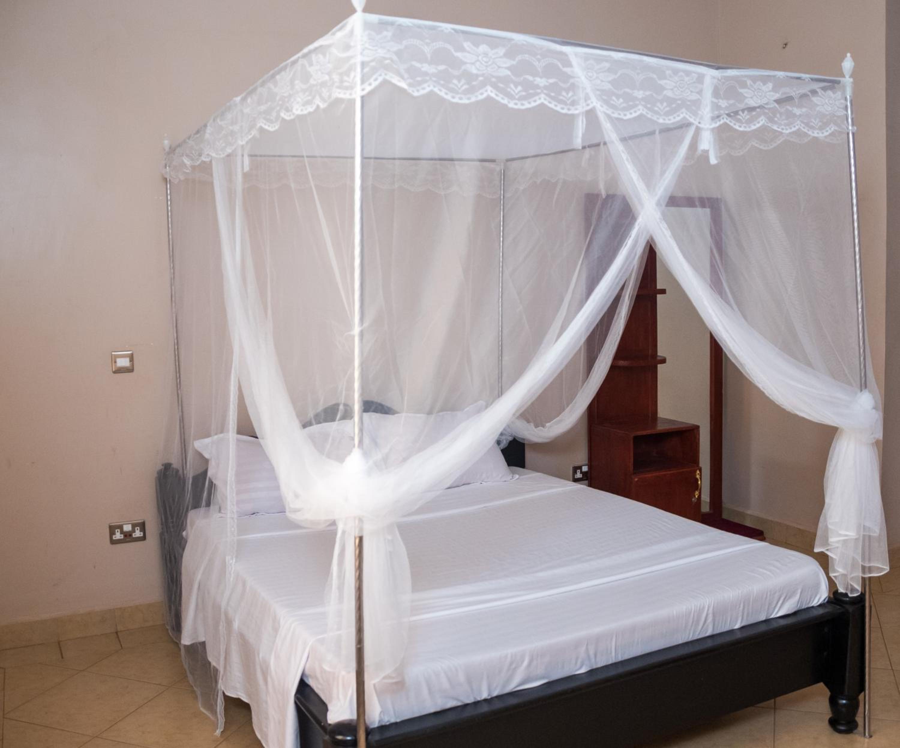 Single Room With Private Bathroom