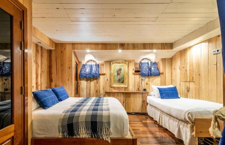 Triple Room with Private Bathroom photo 1
