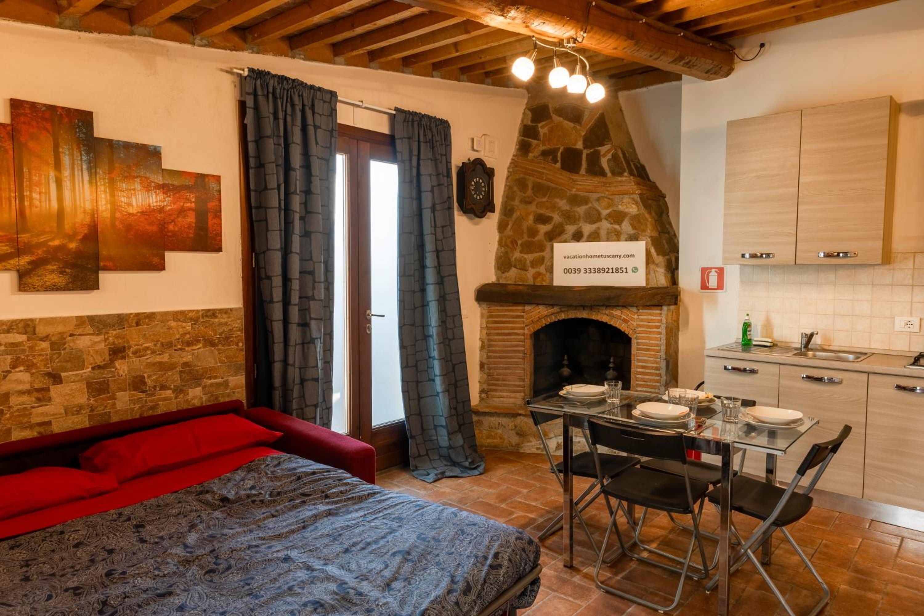 Two-Bedroom House photo 2