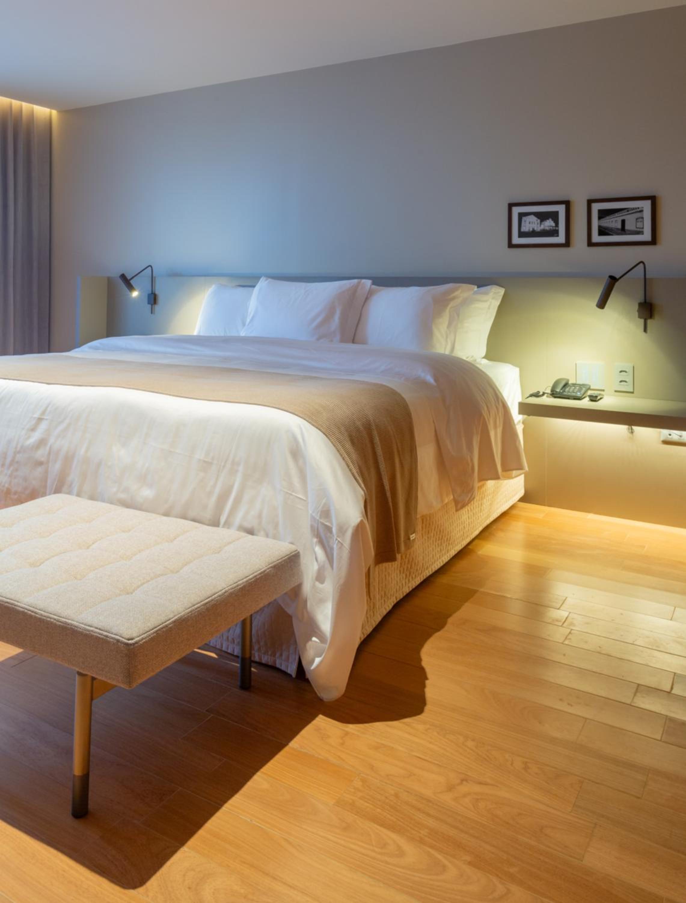 Deluxe King Room photo 3