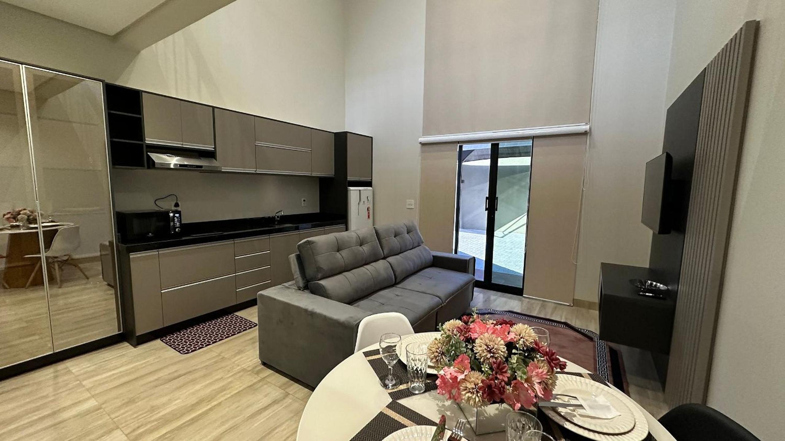 One-bedroom Loft Apartment 