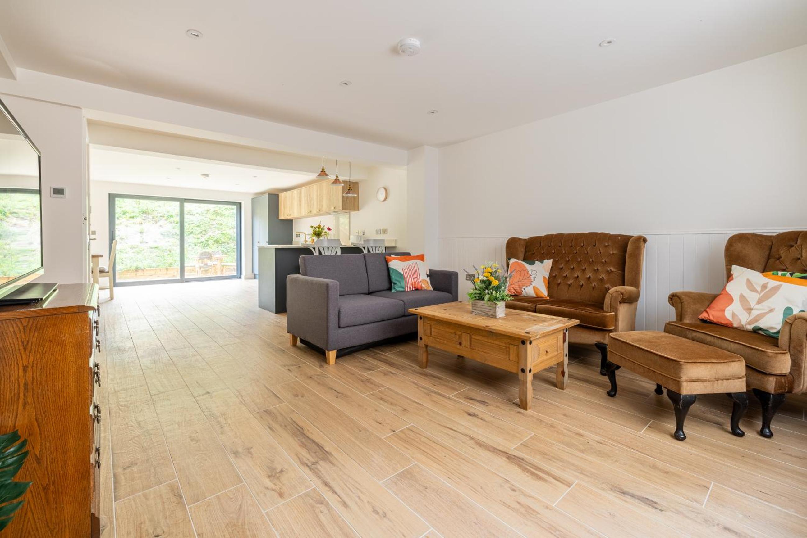 One-Bedroom House photo 1