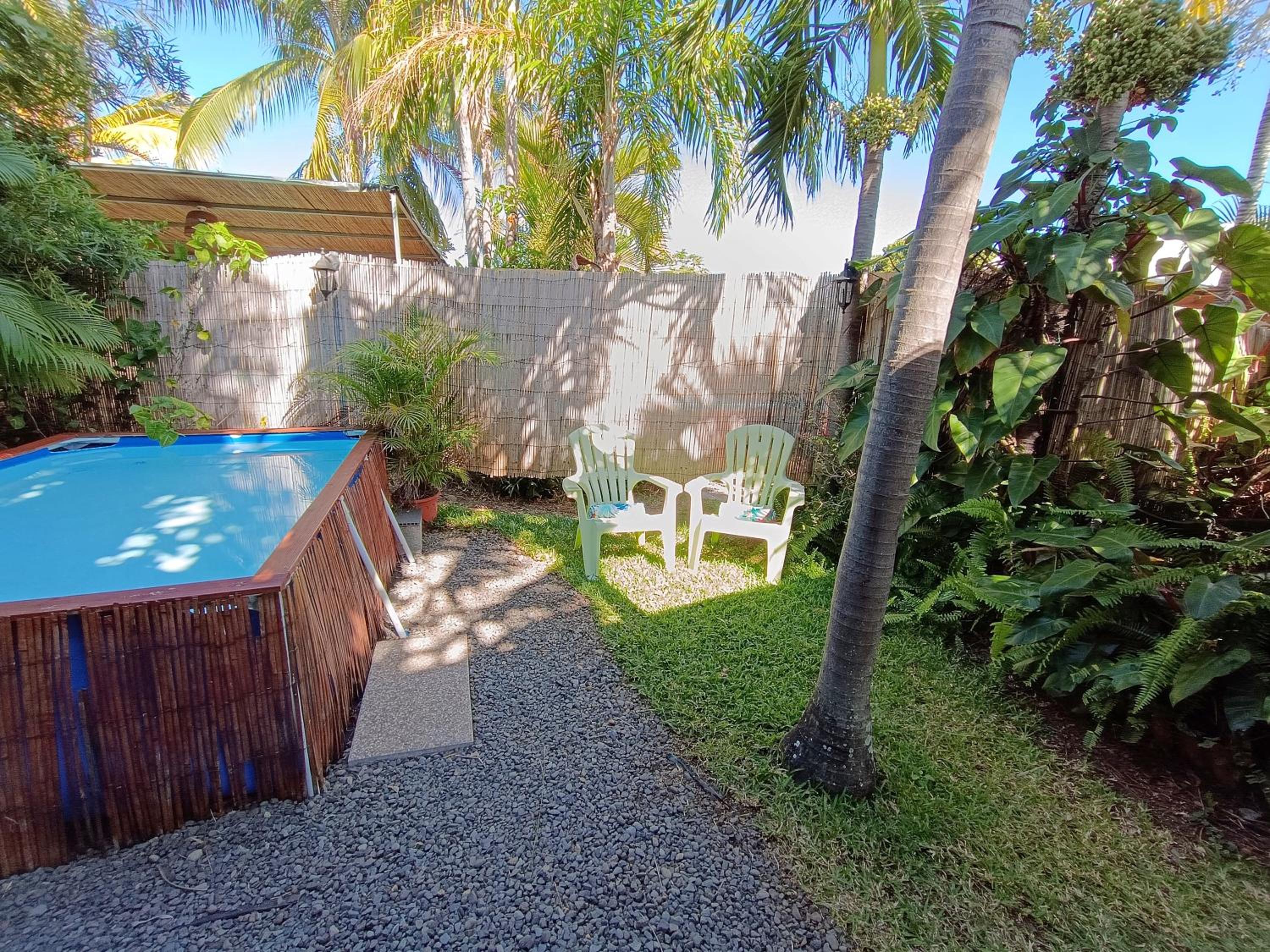 Bungalow with Garden View photo 3