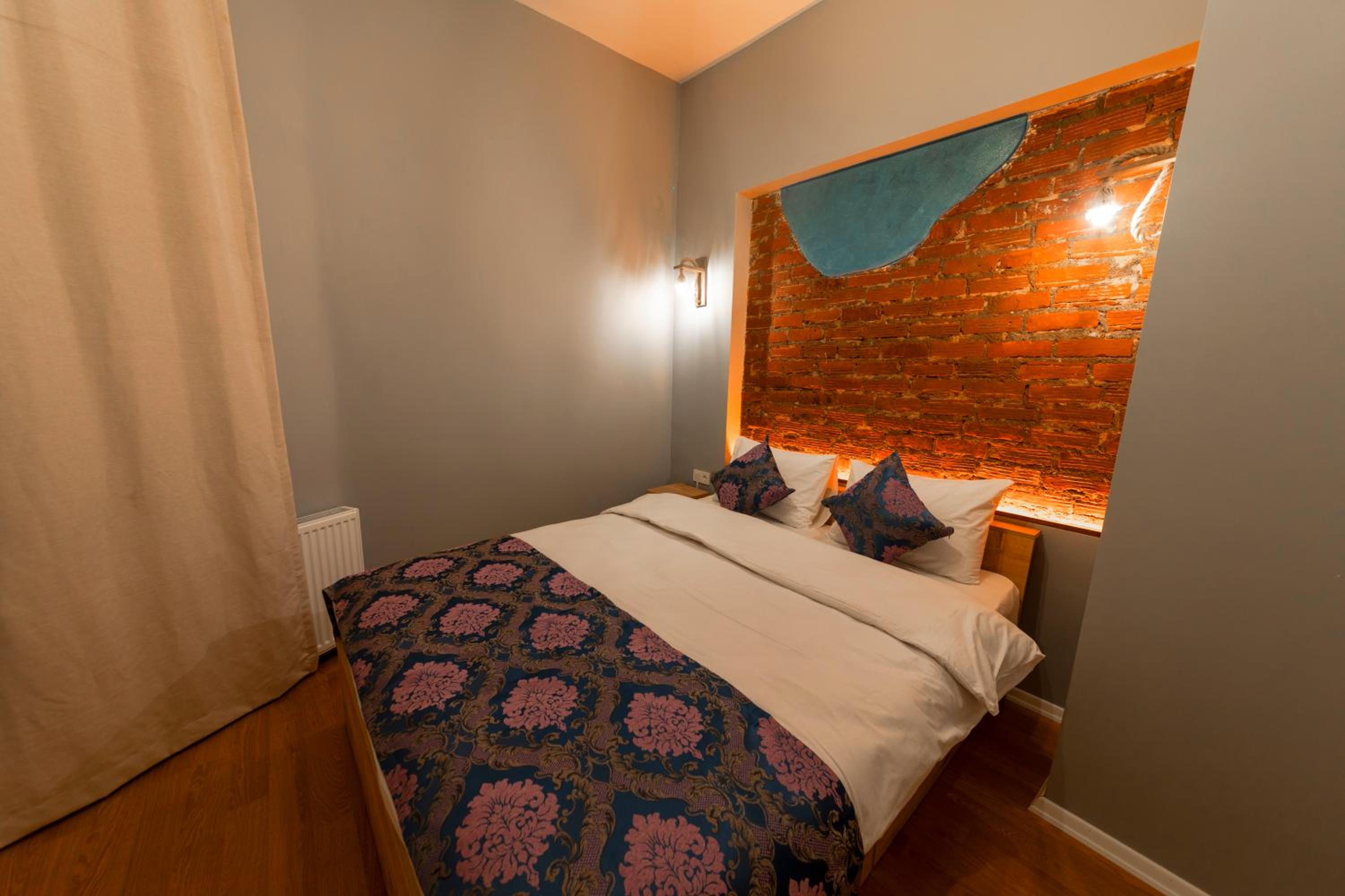 One-Bedroom Apartment With City View photo 2