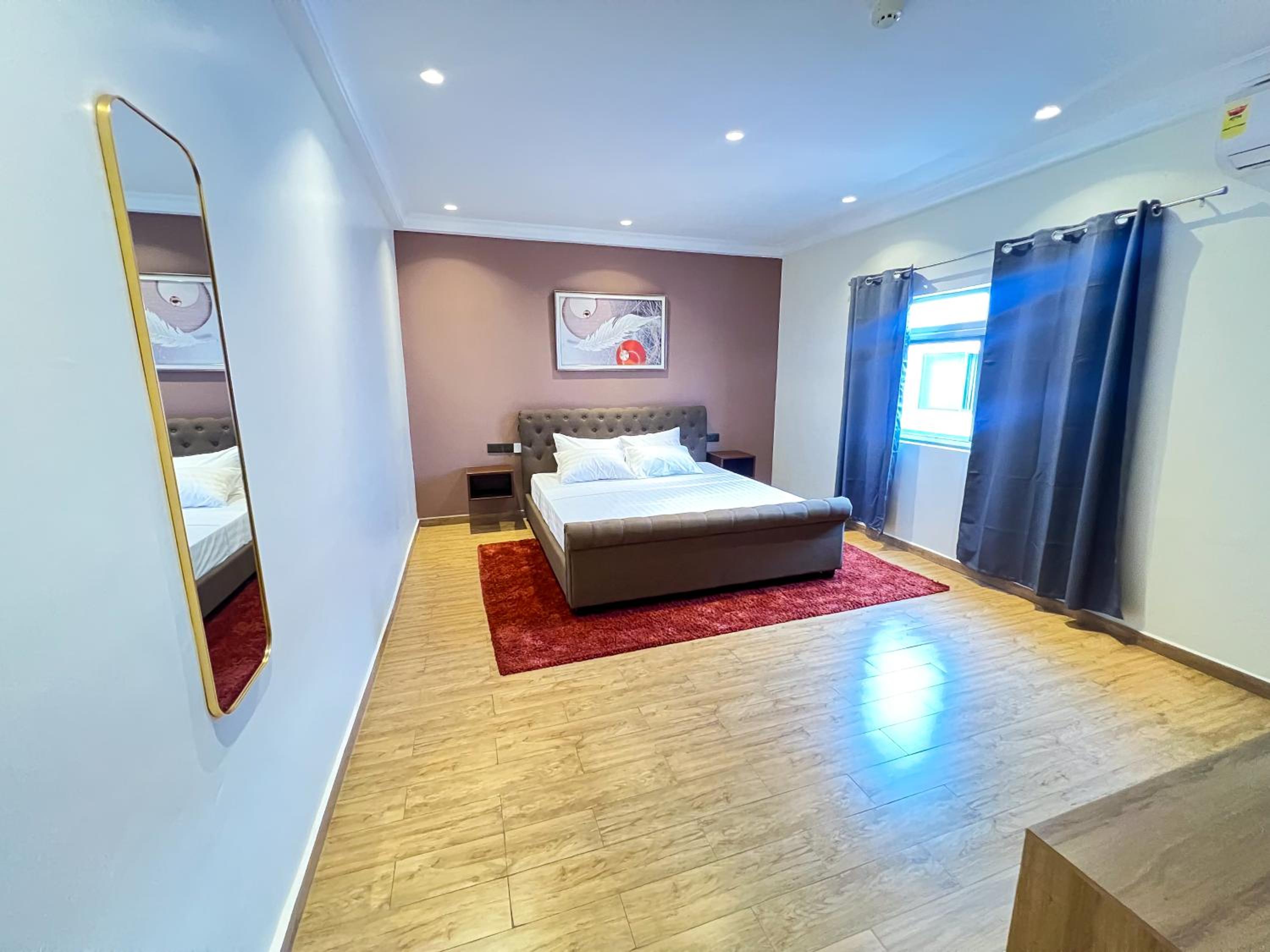 Superior King Room