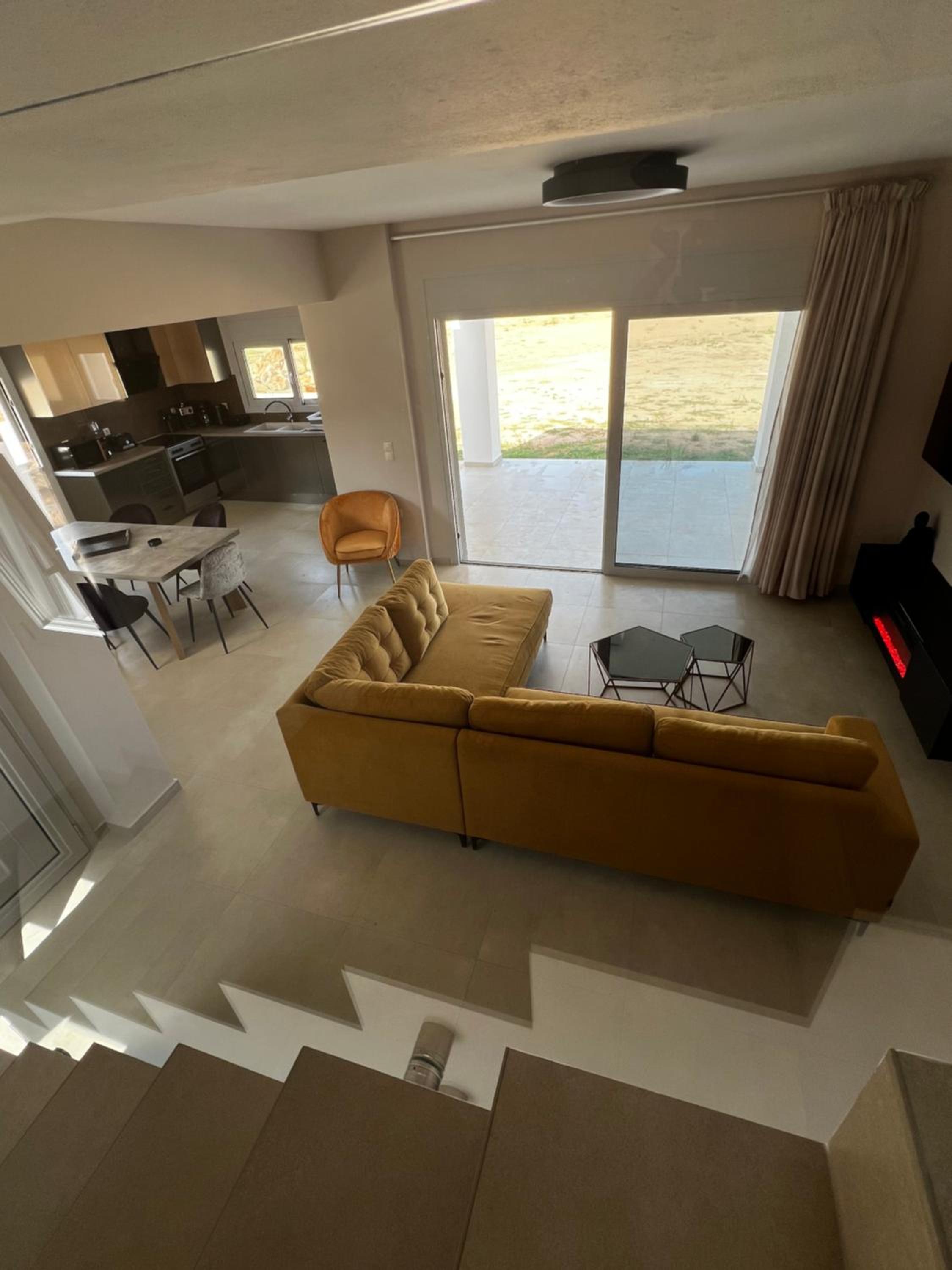Three-Bedroom Villa photo 1