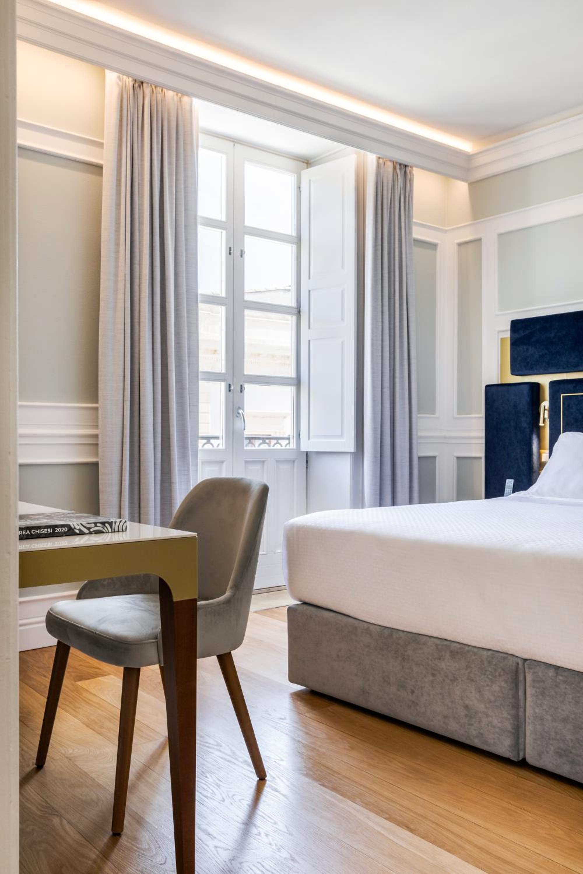 Superior Double Room - Photo 2