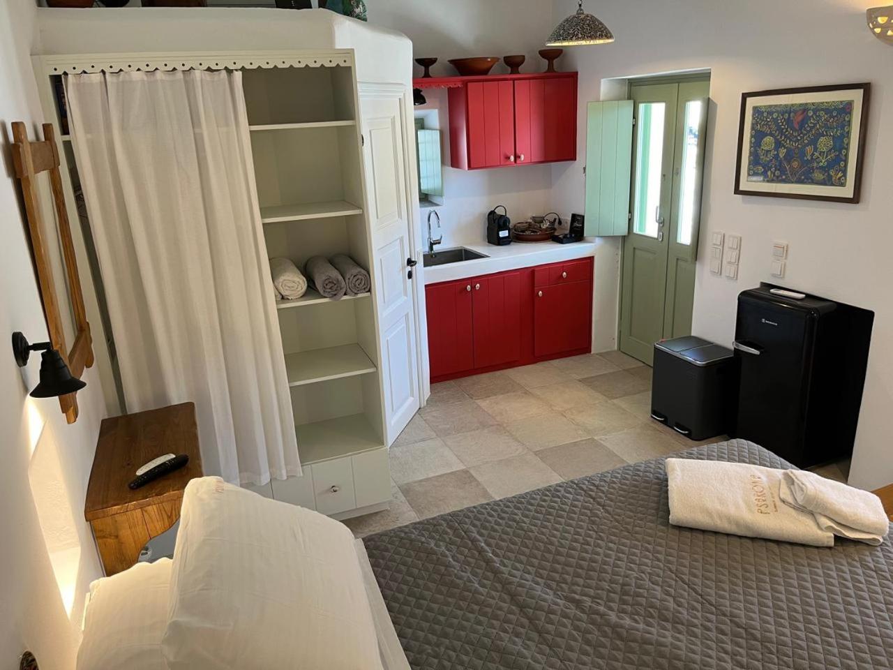 Triple Room with Sea View - Photo 20
