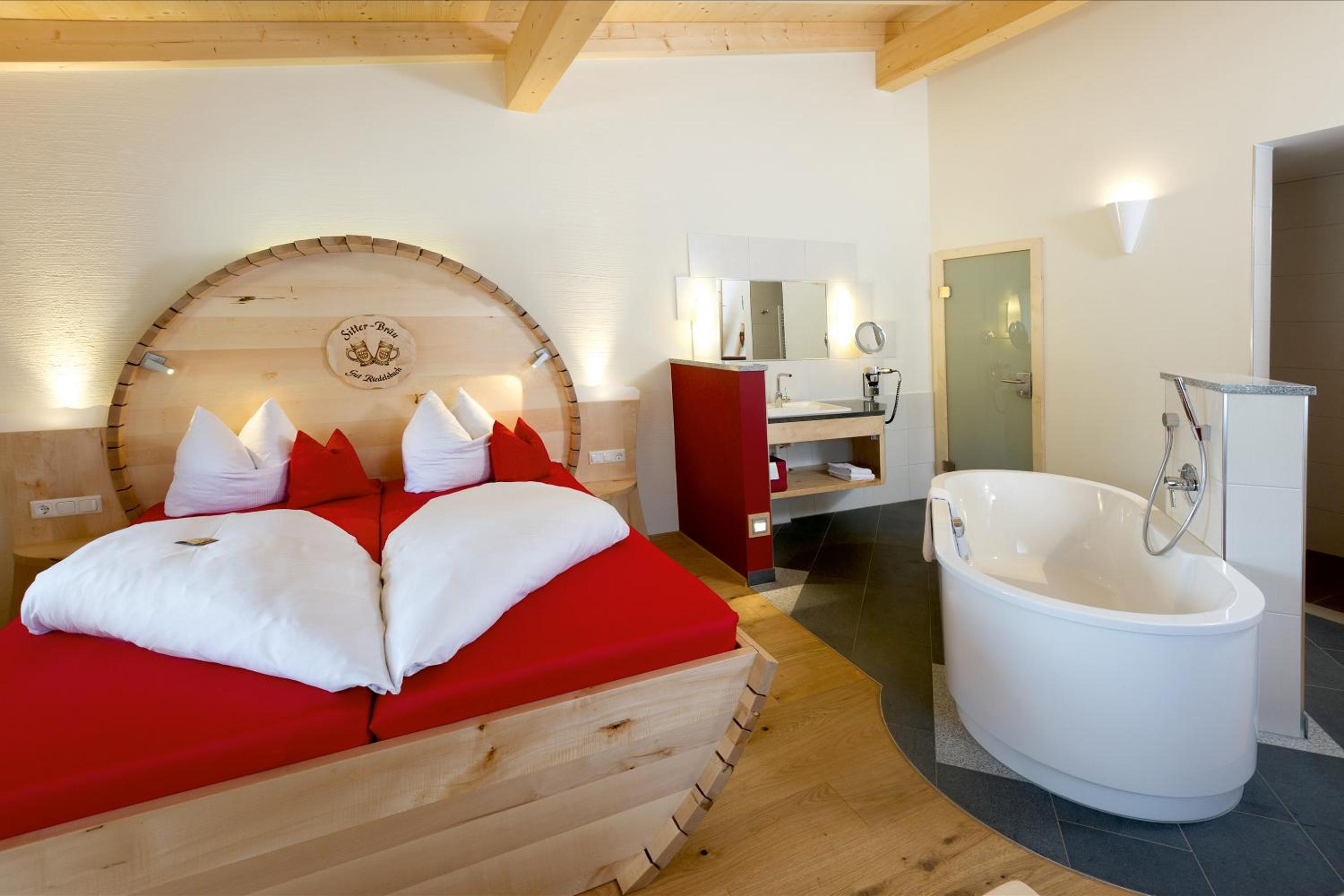 Deluxe Double Room photo 2