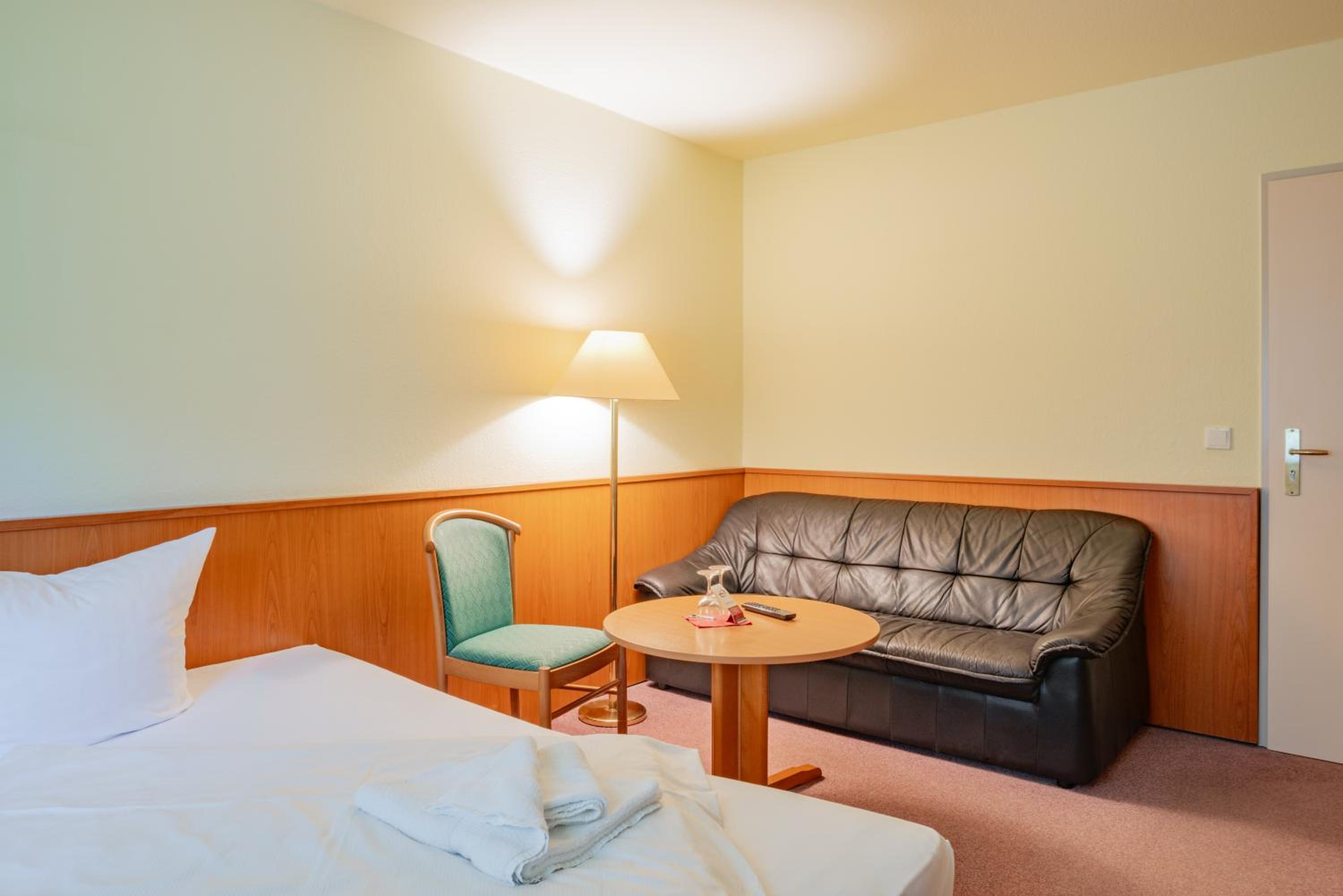 Double or Twin Room photo 2