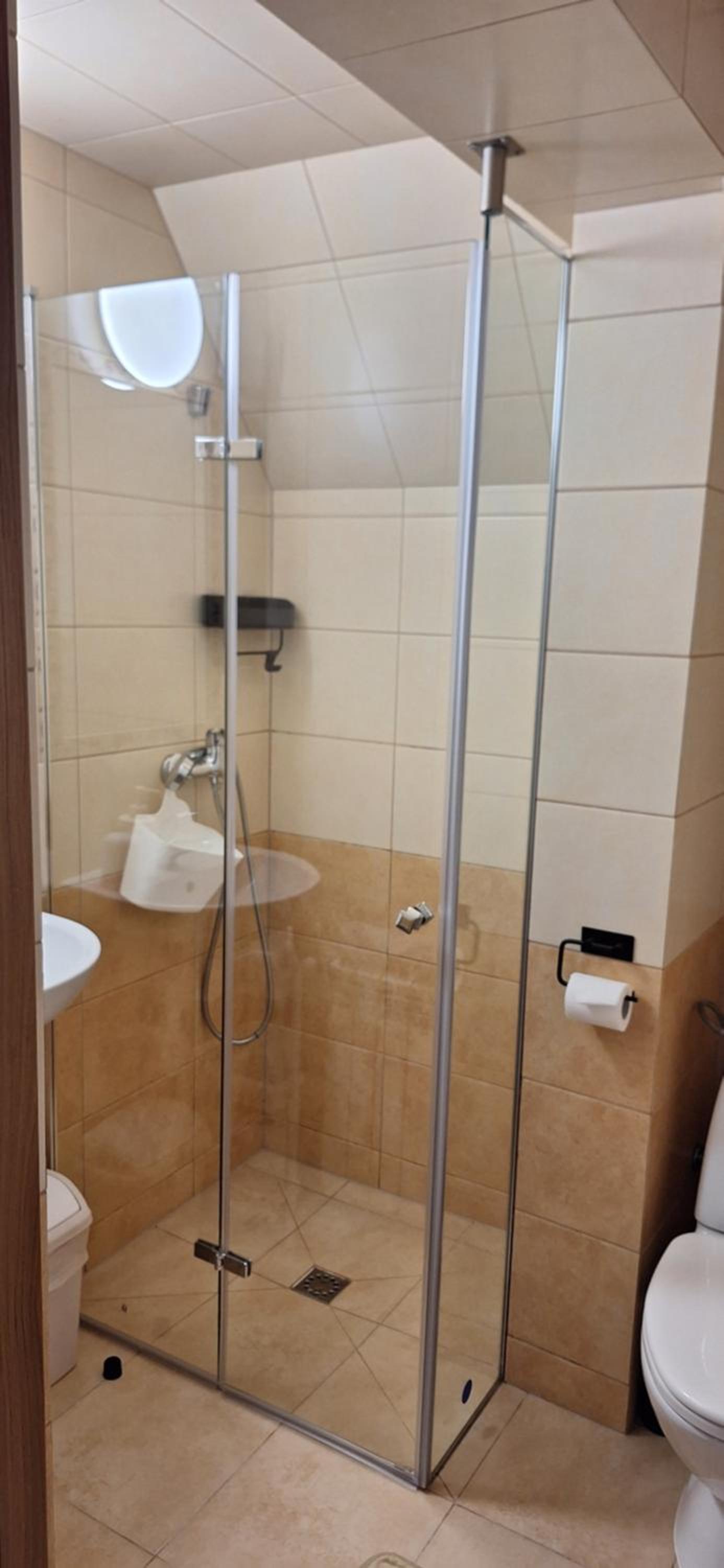 Double or Twin Room with Bathroom photo 2