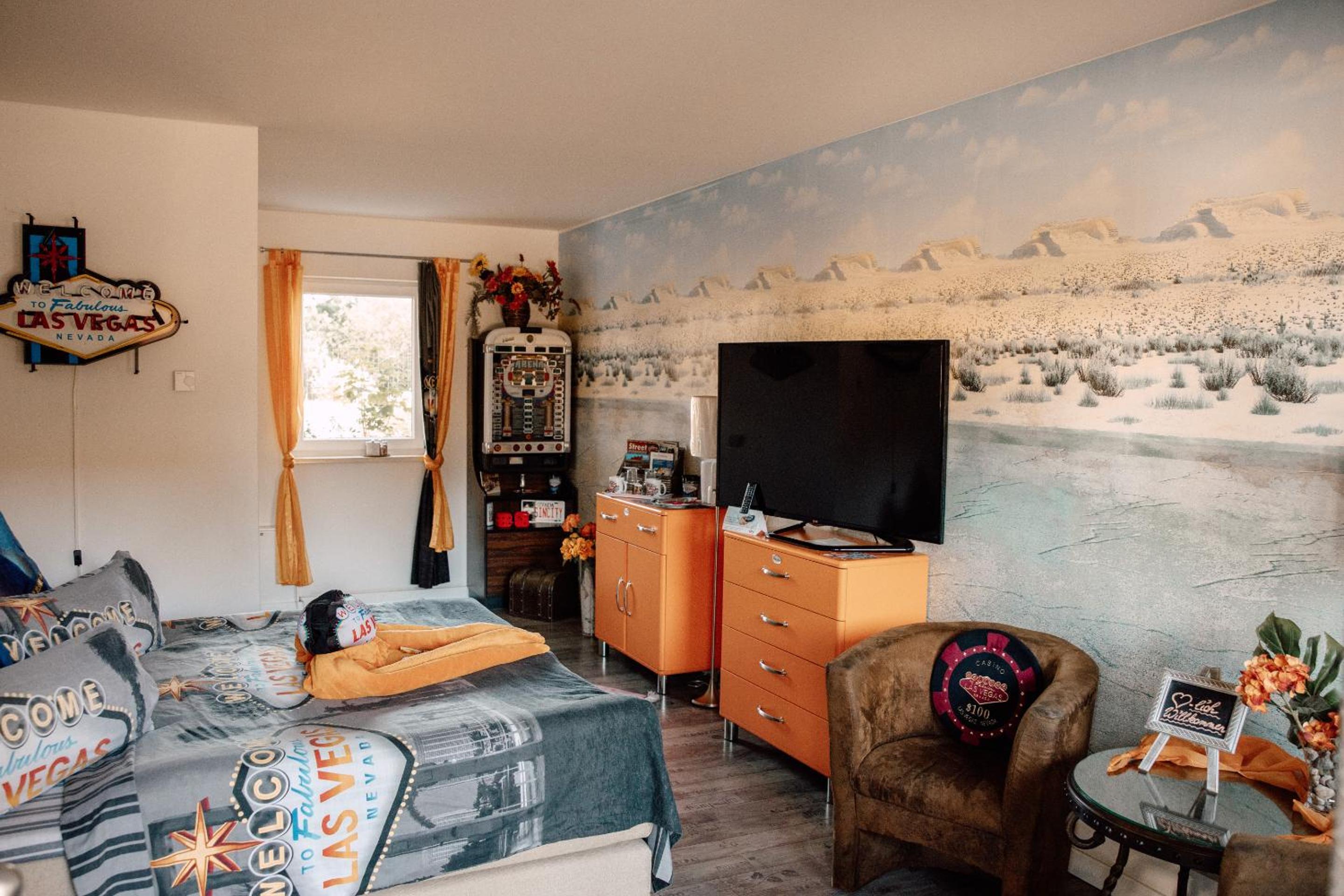 Double Room with Private Bathroom photo 3