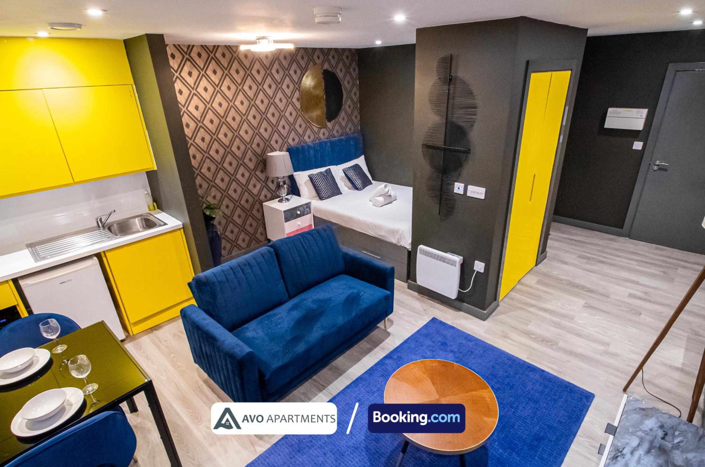 Deluxe Apartment