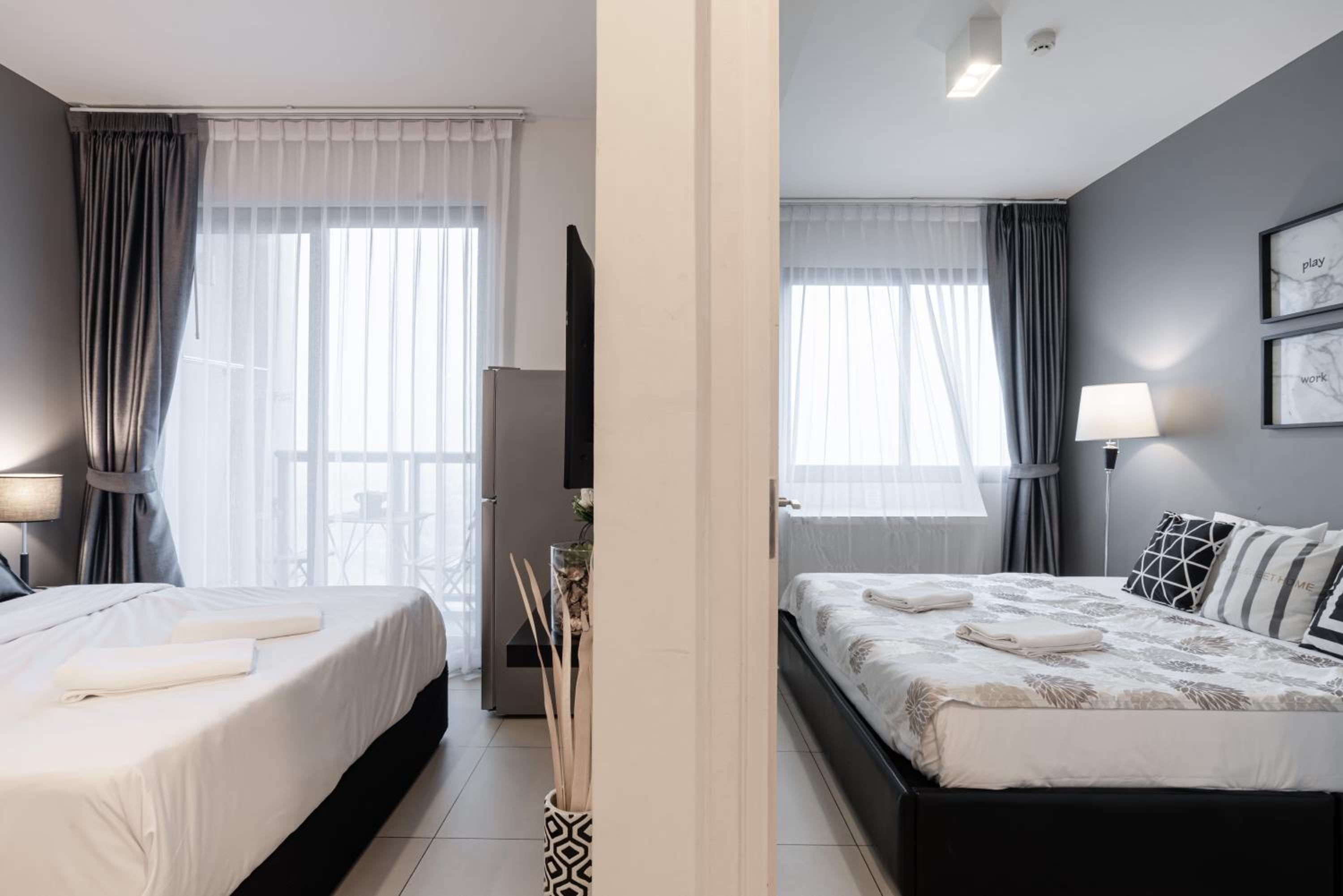 Economy Twin Room - Photo 2