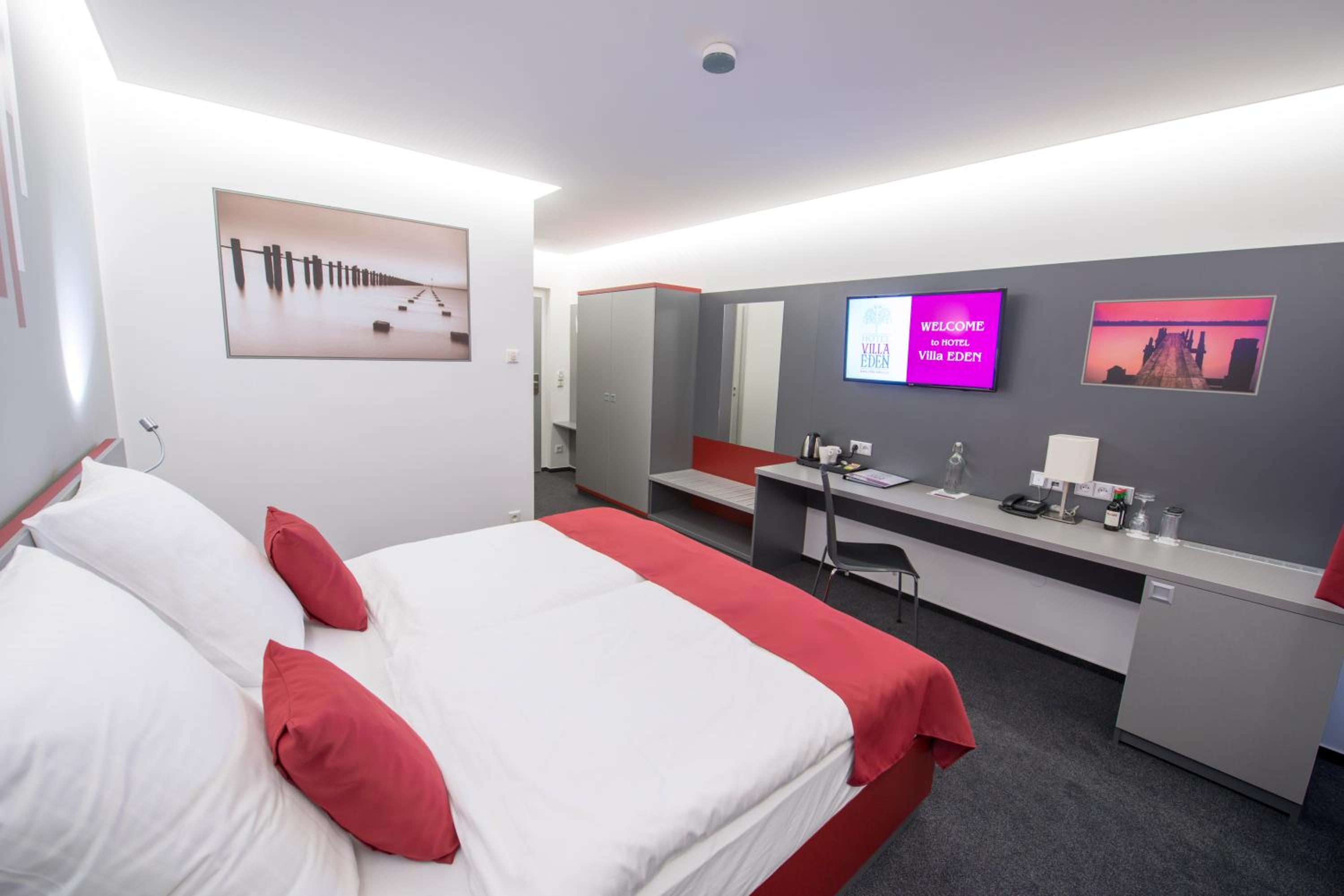 Double Room photo 2