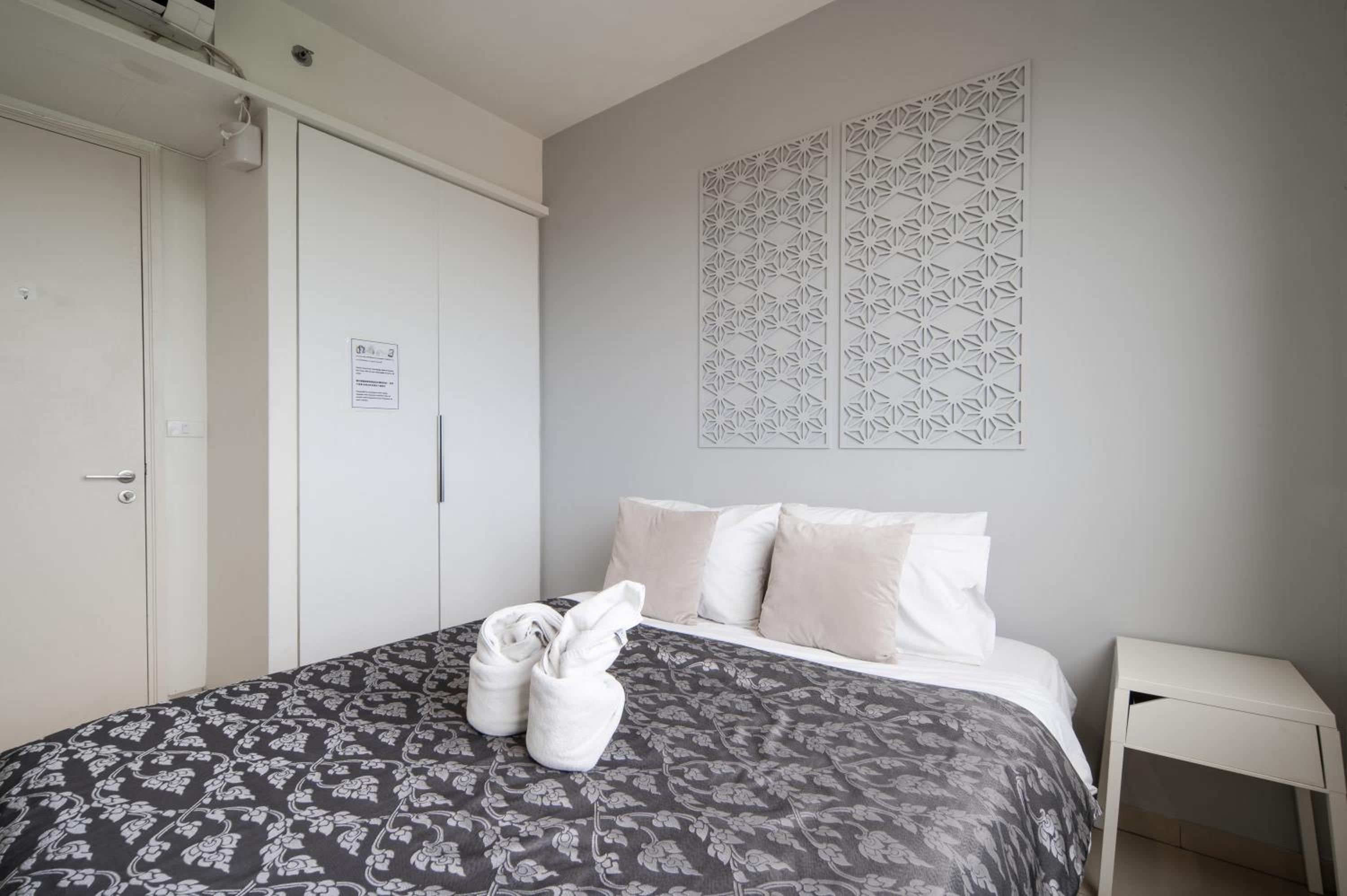 Apartment with Sea View - Photo 4