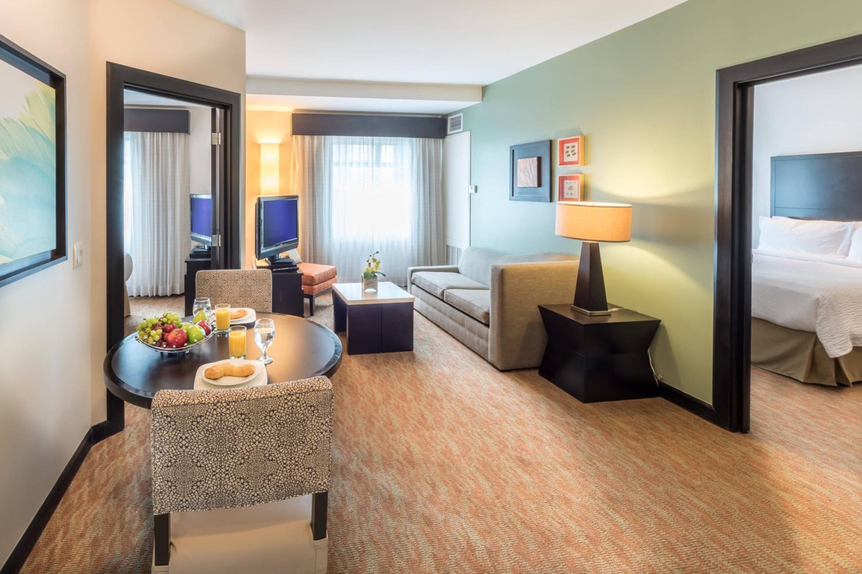 Two-Bedroom Suite with Sofa Bed - Photo 3