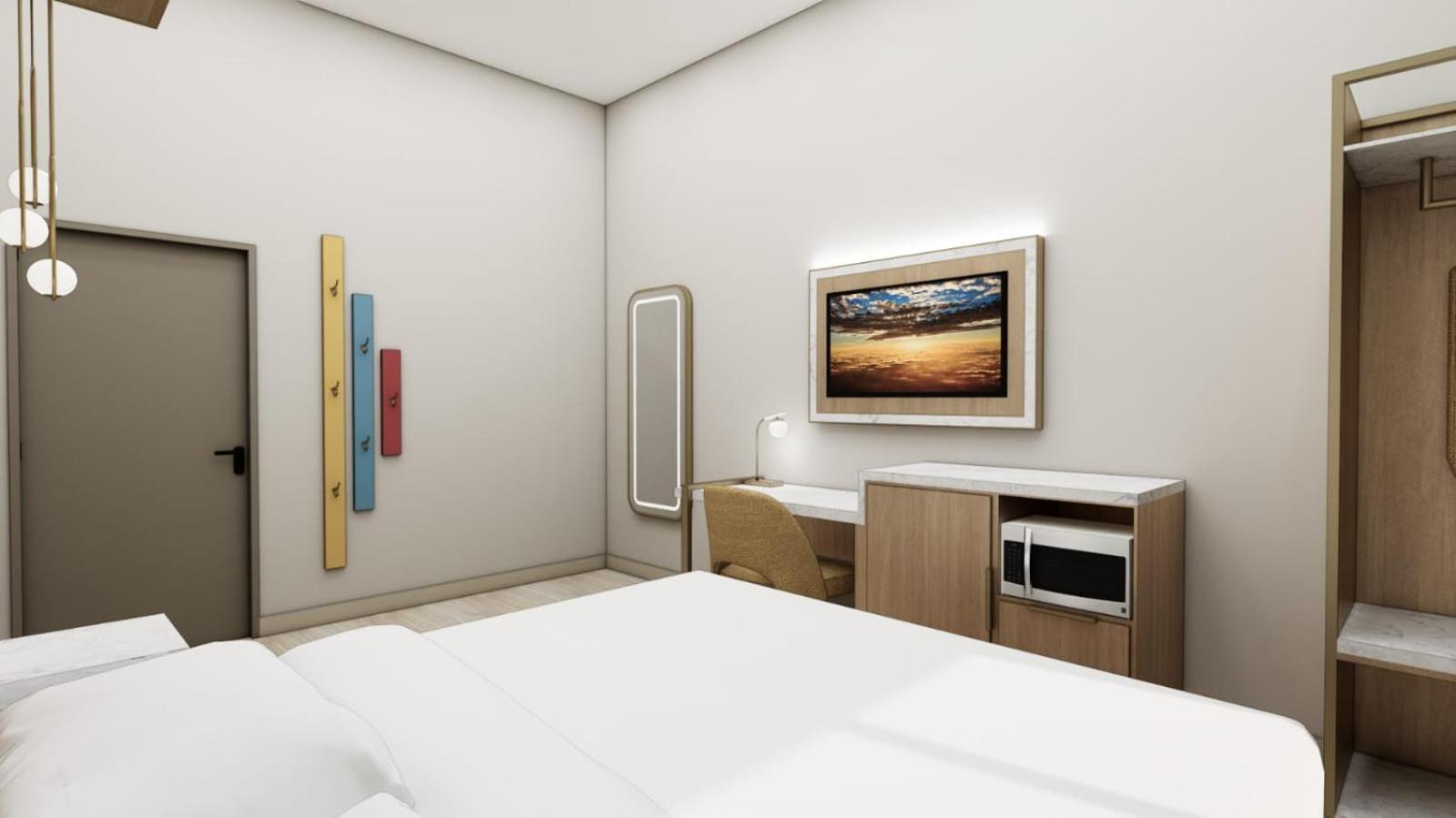 Deluxe King Room - Non-Smoking photo 3