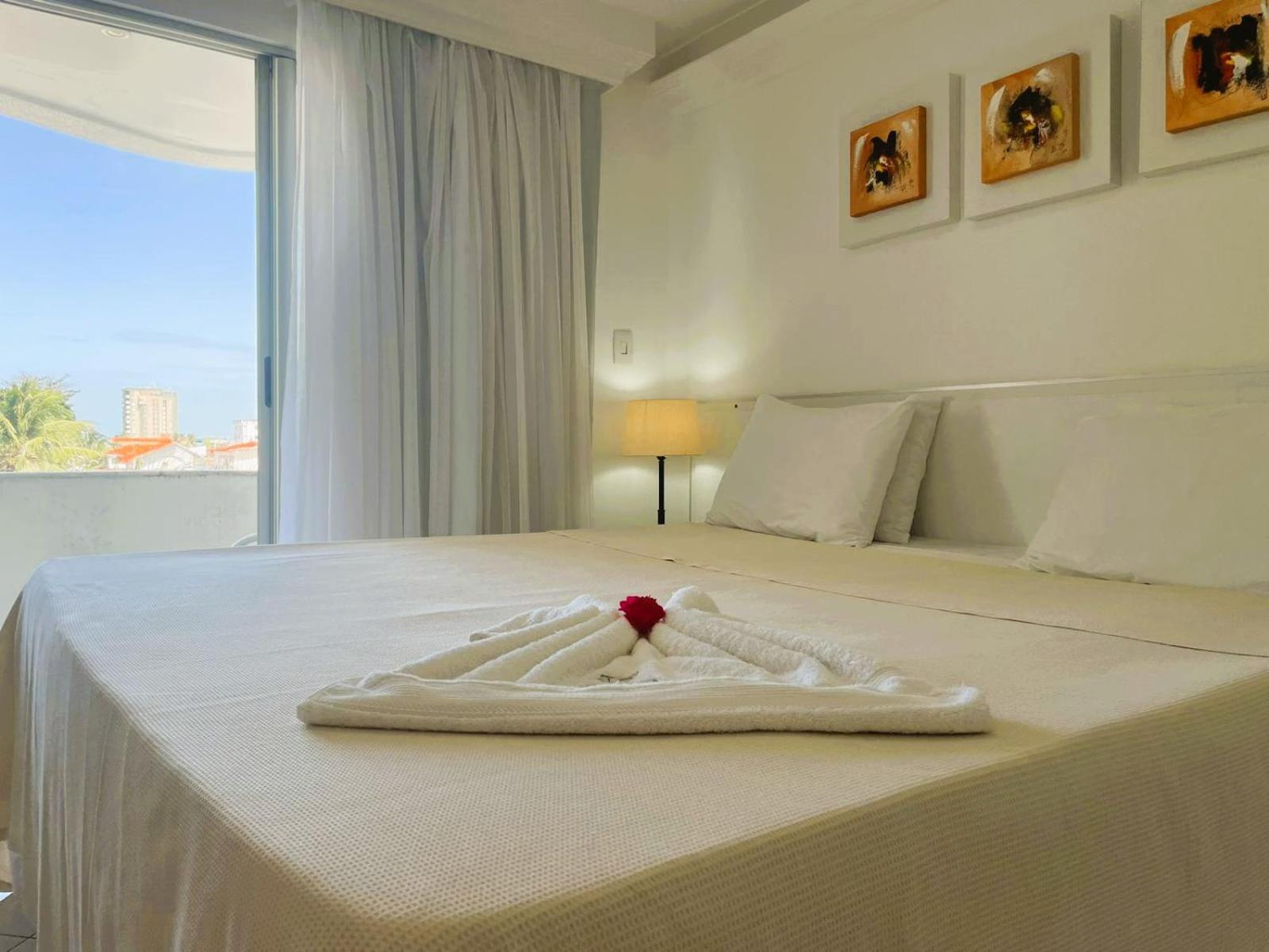 Deluxe Double Room with Side Sea View