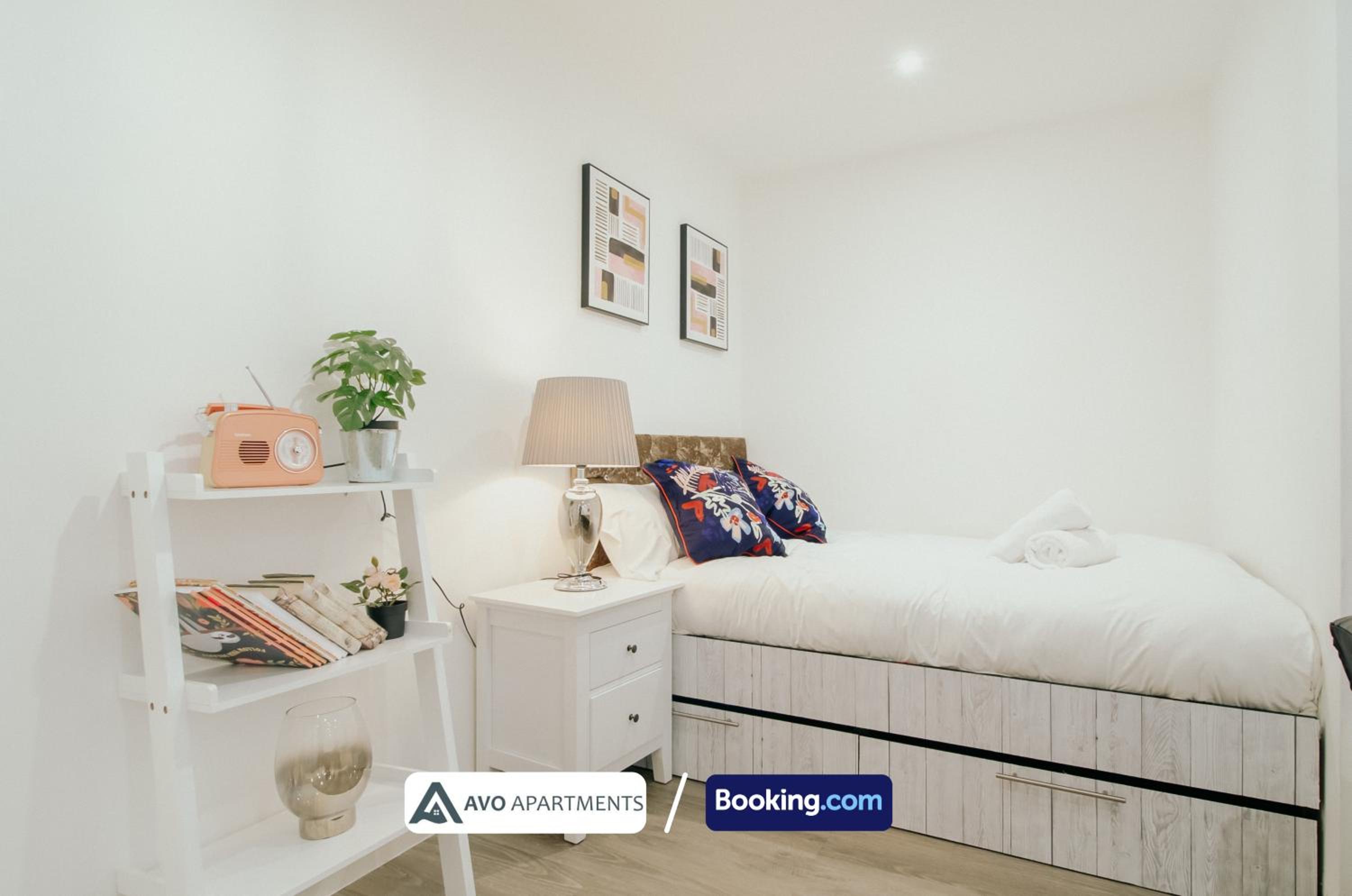 Studio Apartment photo 3