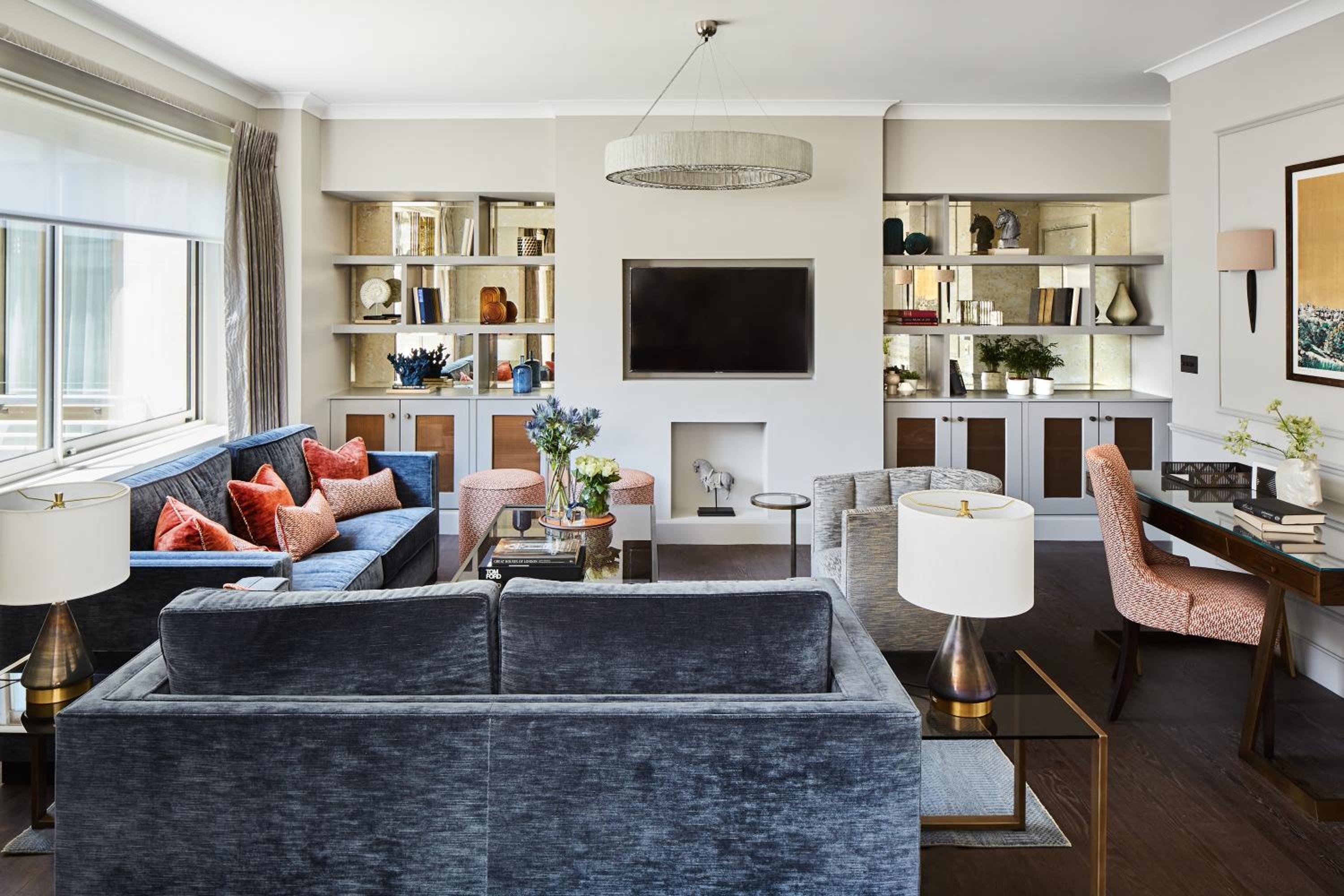 Superior Three-Bedroom Apartment with Garden View